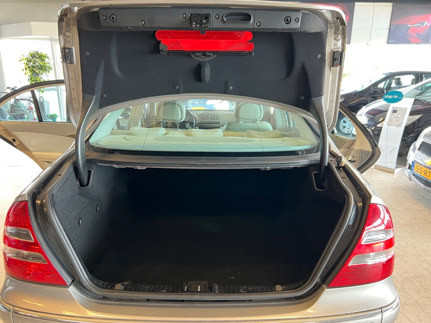 Foto van Mercedes-Benz E 350 4Matic
