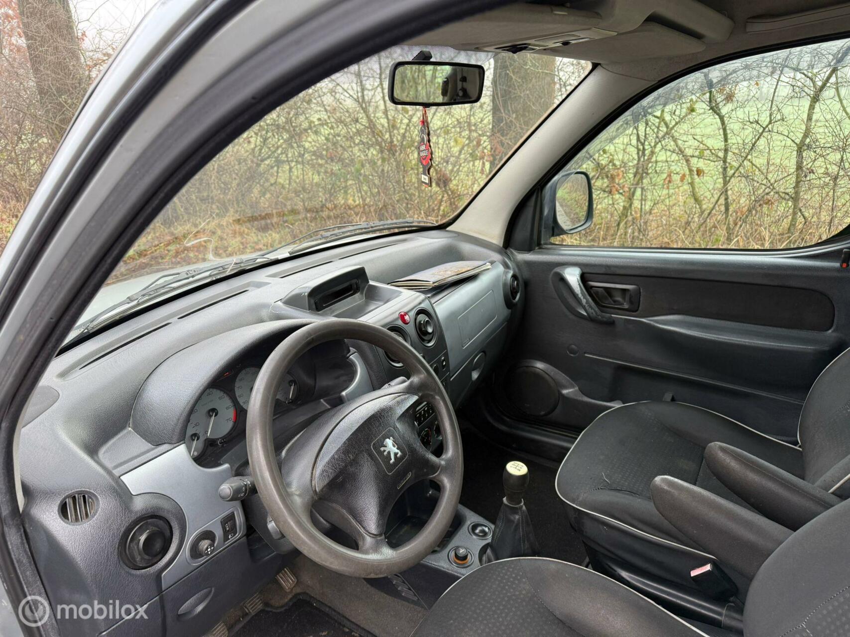 Foto van Peugeot Partner MPV