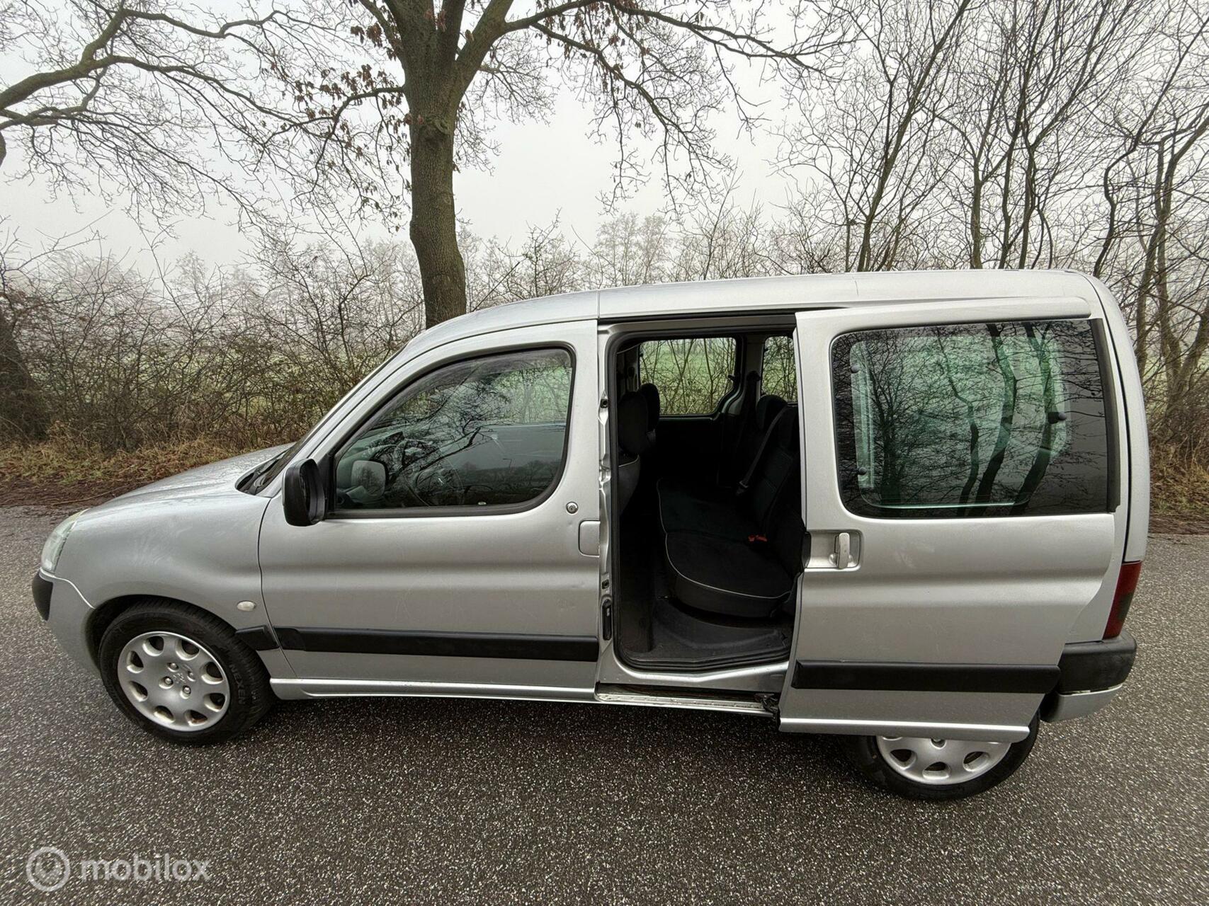 Foto van Peugeot Partner MPV