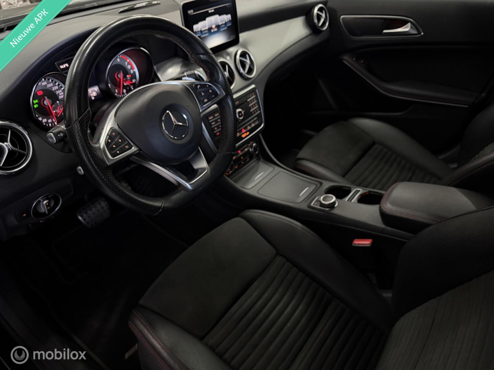 Foto van Mercedes-Benz Gla