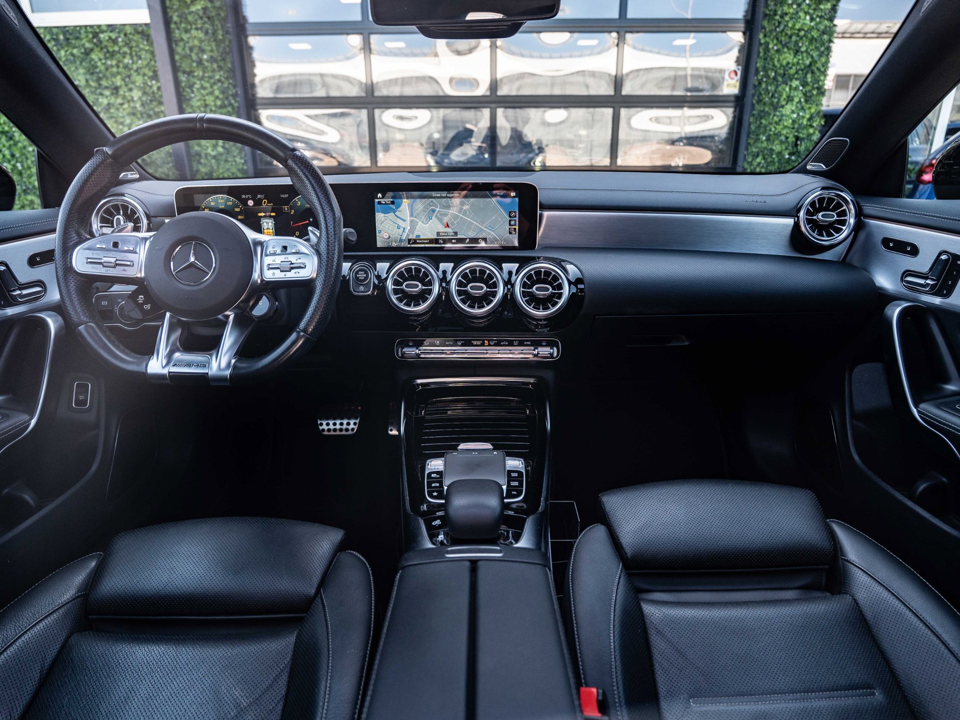 Foto van Mercedes-Benz AMG Cla 35