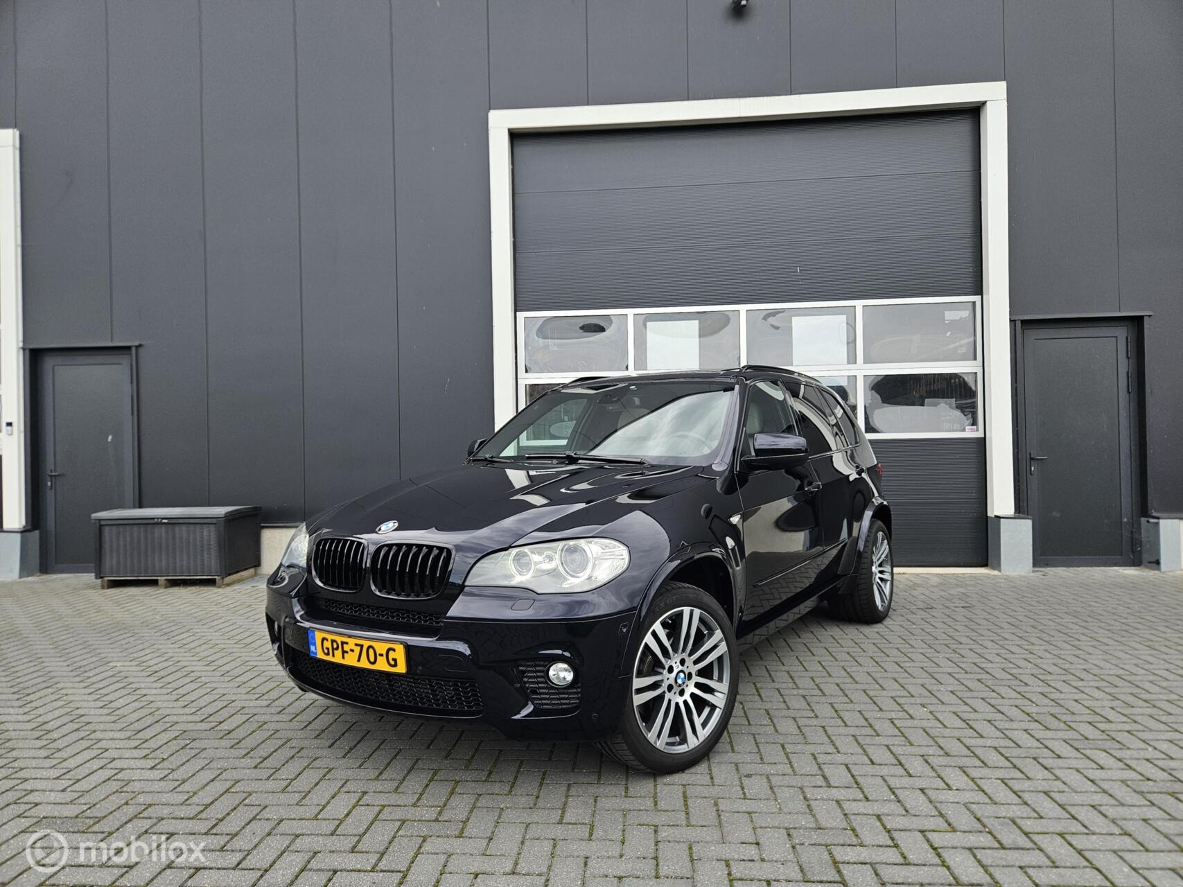 BMW X5 Xdrive35i E70 35i M-Pakket Carbon Zwart 7-Zits | Nieuwe Motor! 2011 - voorkant