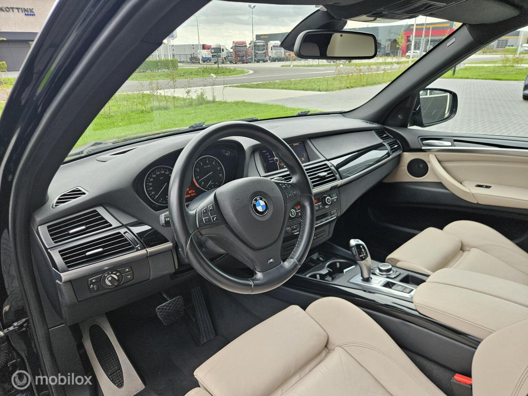 Foto van BMW X5 Xdrive35i