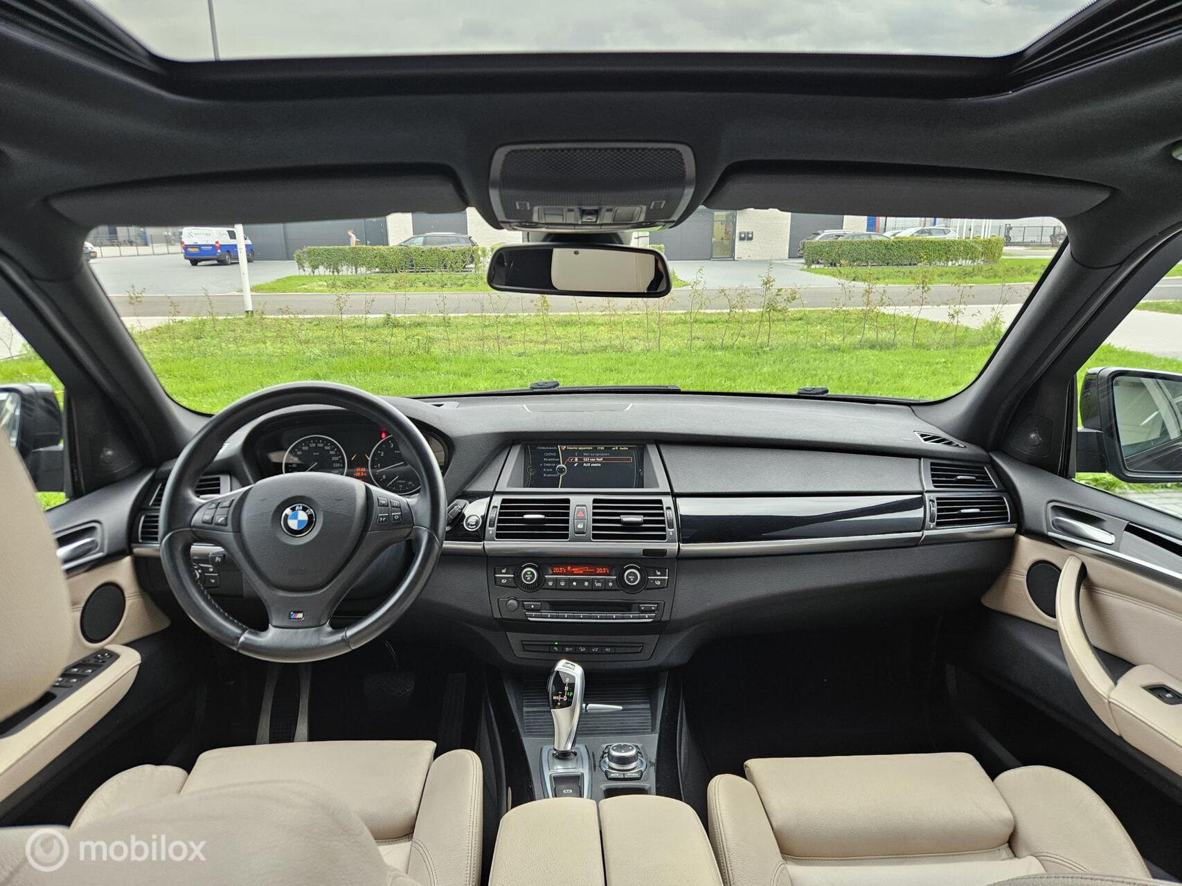 Foto van BMW X5 Xdrive35i