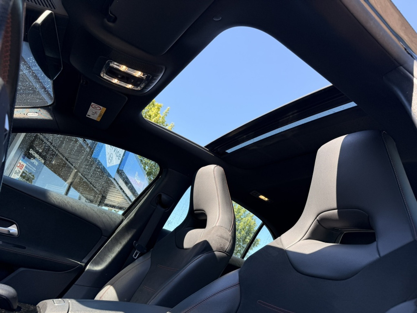 Foto van Mercedes-Benz A 250 E