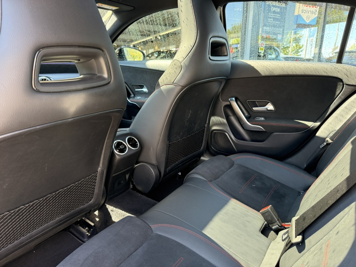 Foto van Mercedes-Benz A 250 E