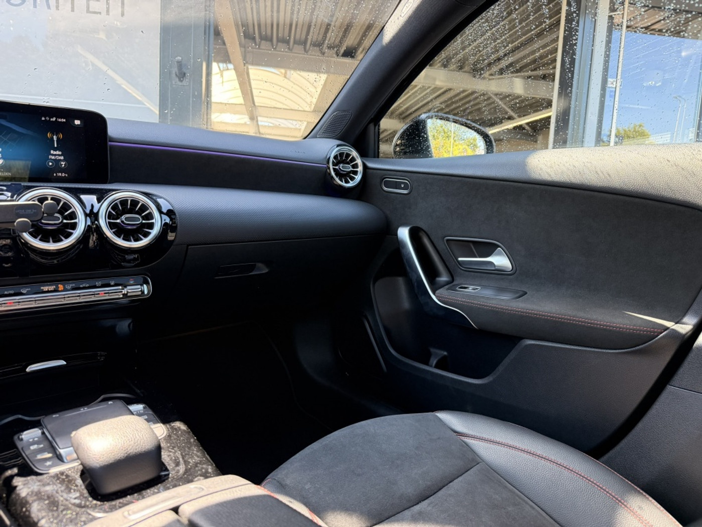 Foto van Mercedes-Benz A 250 E