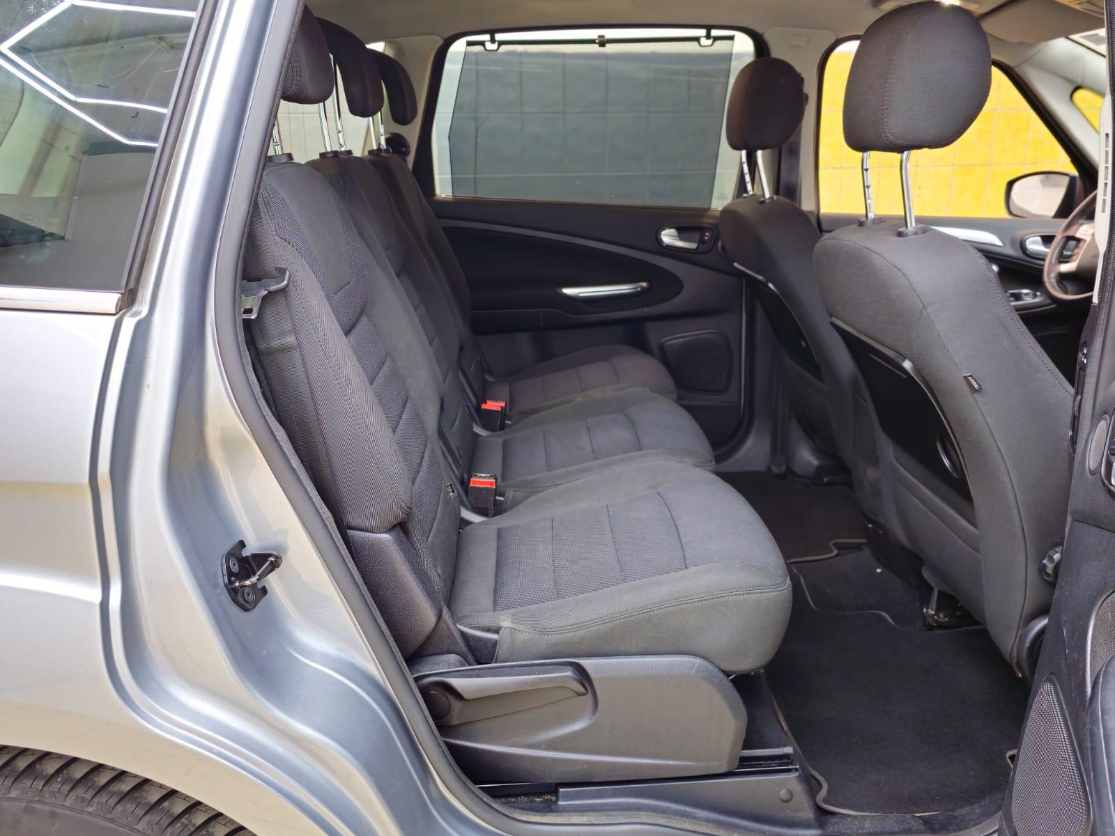 Foto van Ford S-max
