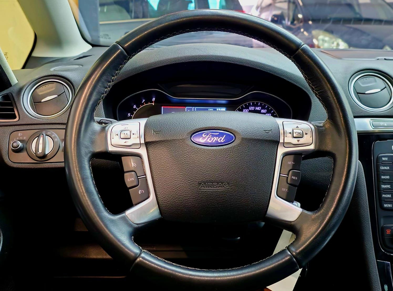 Foto van Ford S-max