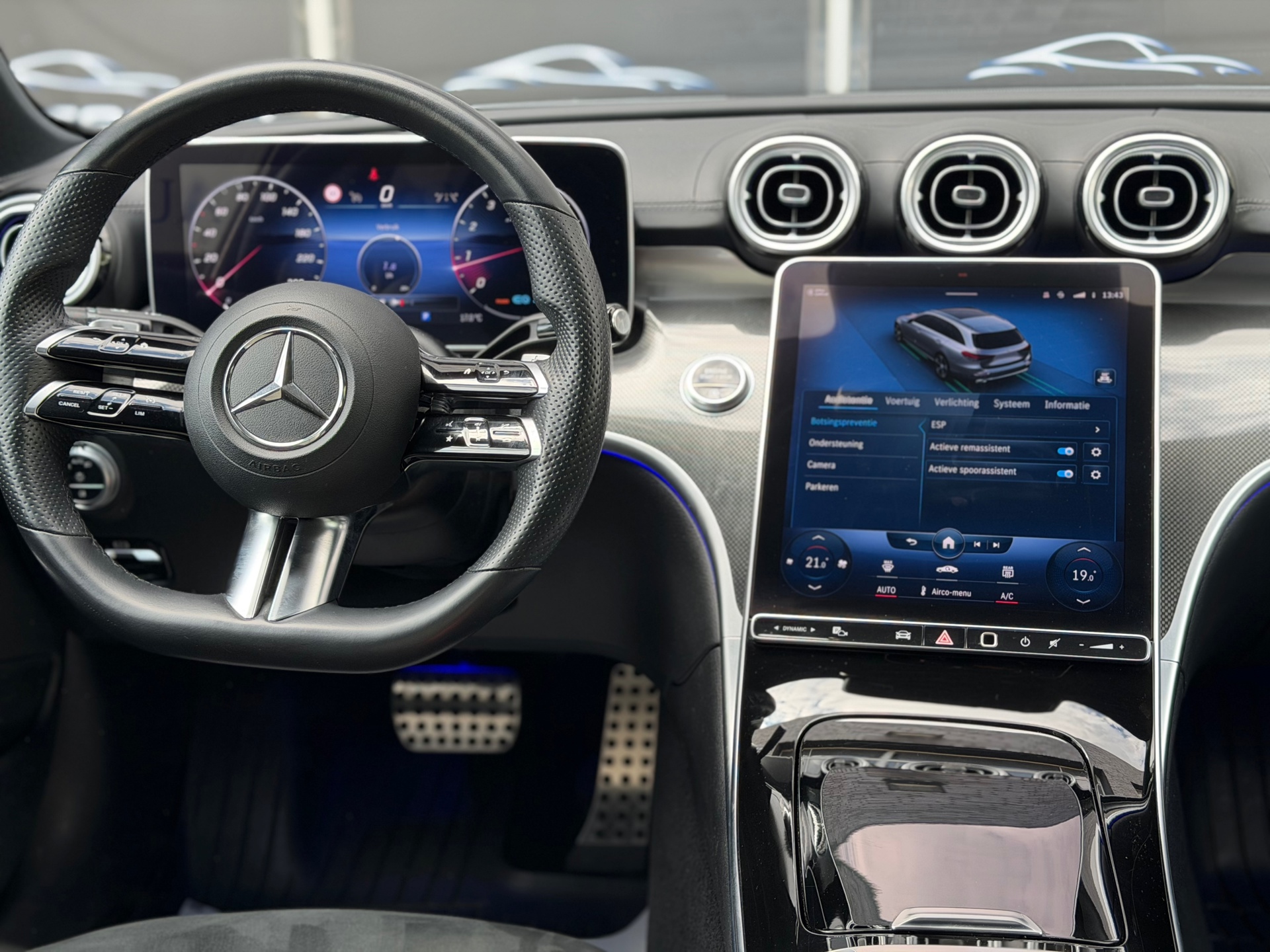 Foto van Mercedes-Benz C 200