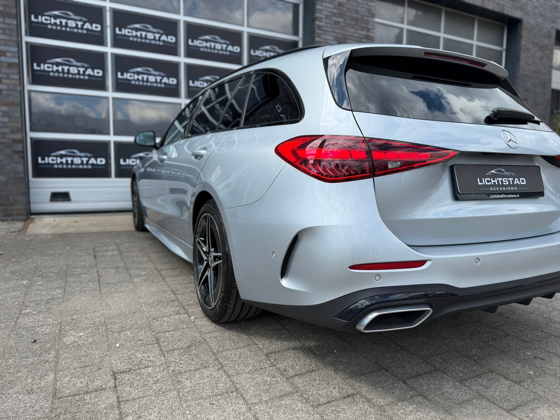 Foto van Mercedes-Benz C 200