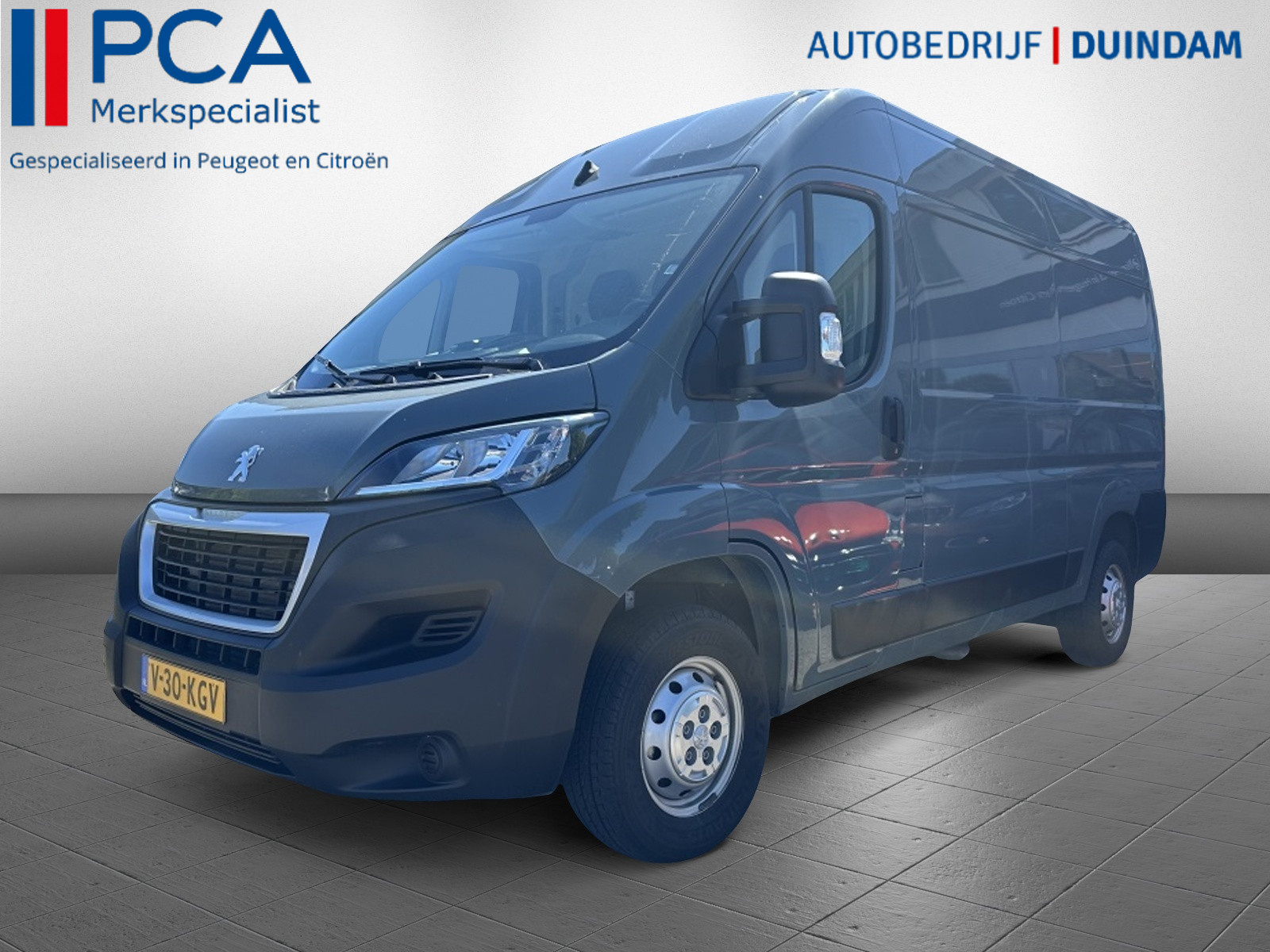 Peugeot Boxer 335 2.2 HDI L2H2 Premium 140 PK 2023 - voorkant