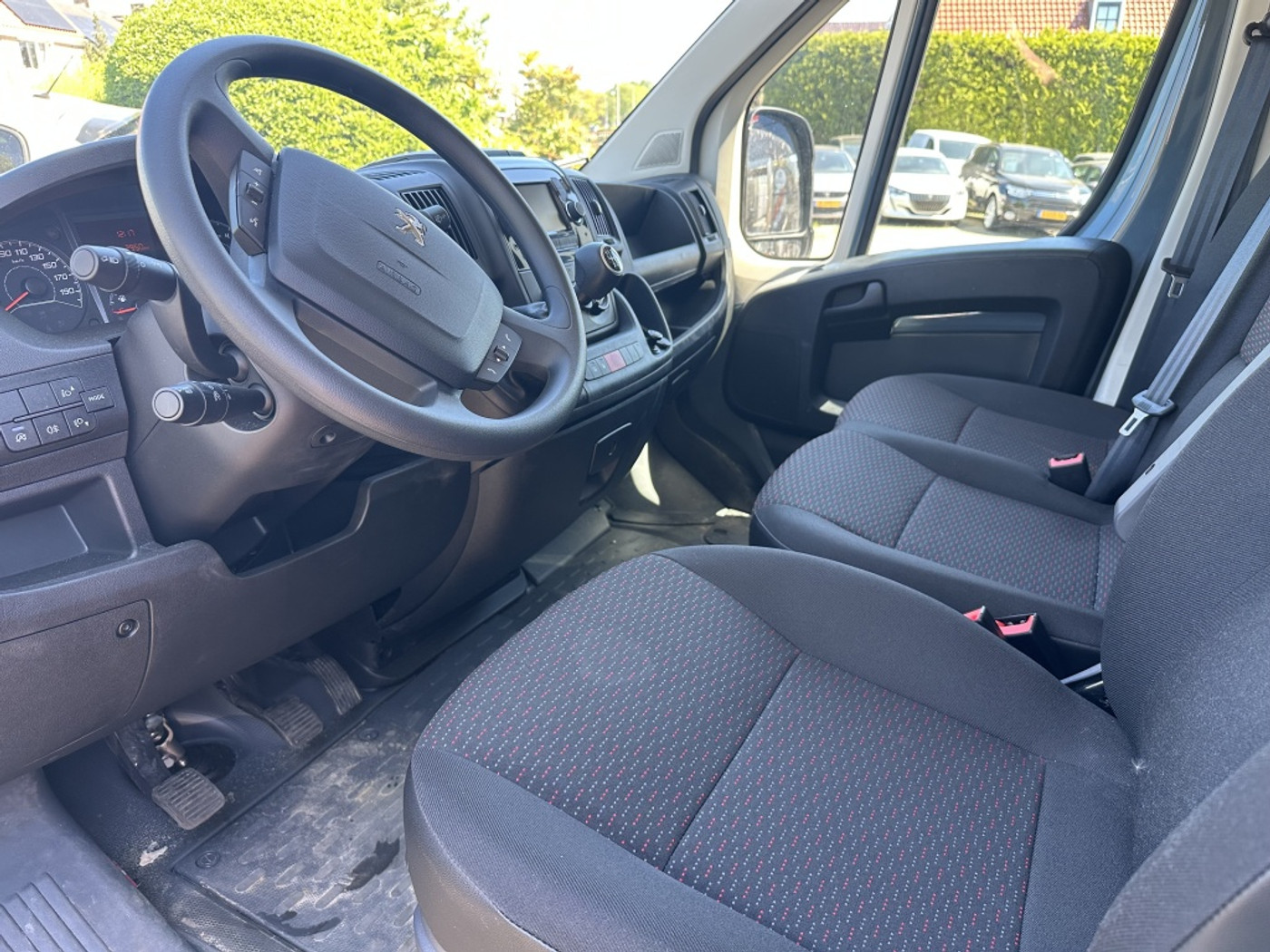 Foto van Peugeot Boxer
