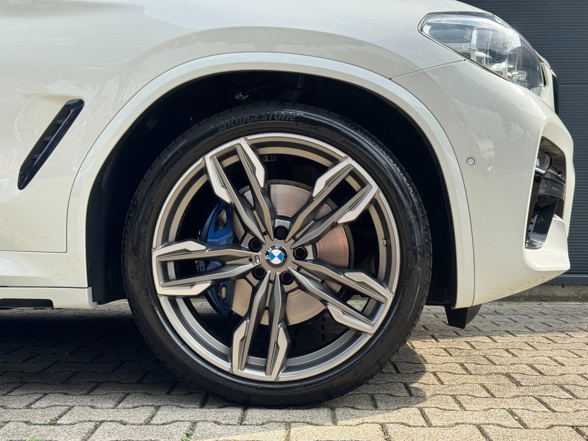 Foto van BMW X3 M40i