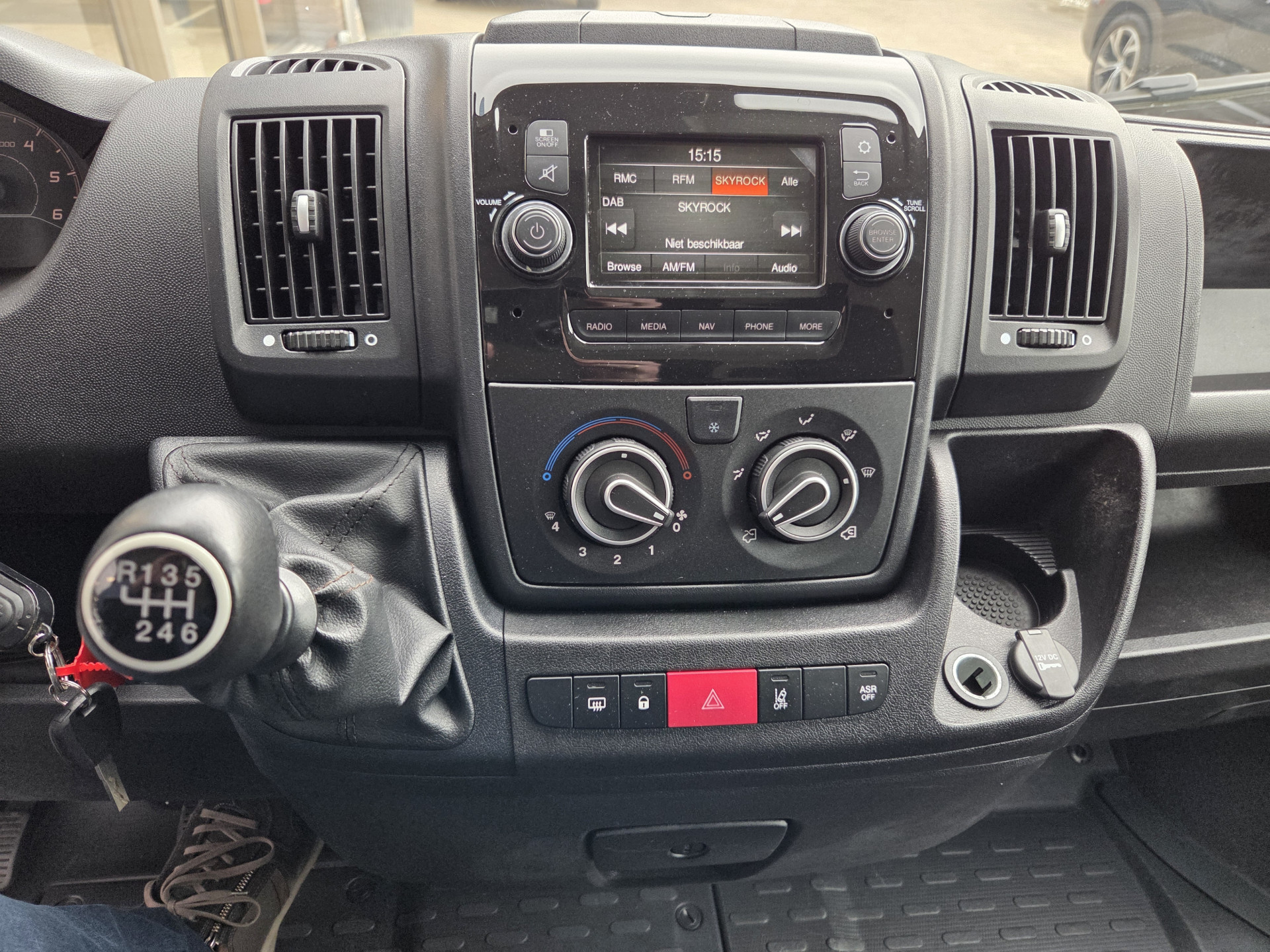 Foto van Peugeot Boxer