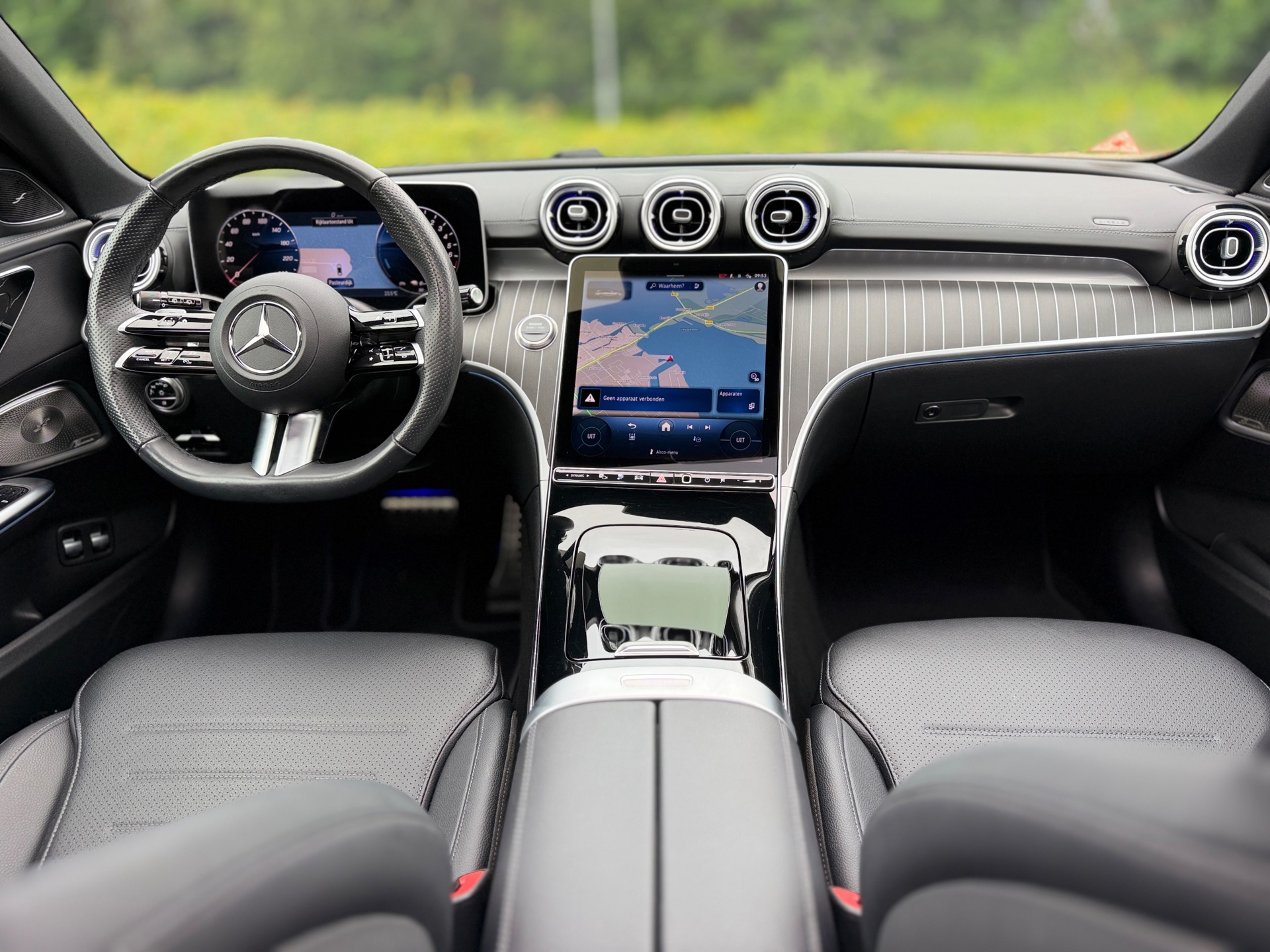 Foto van Mercedes-Benz C 300 E