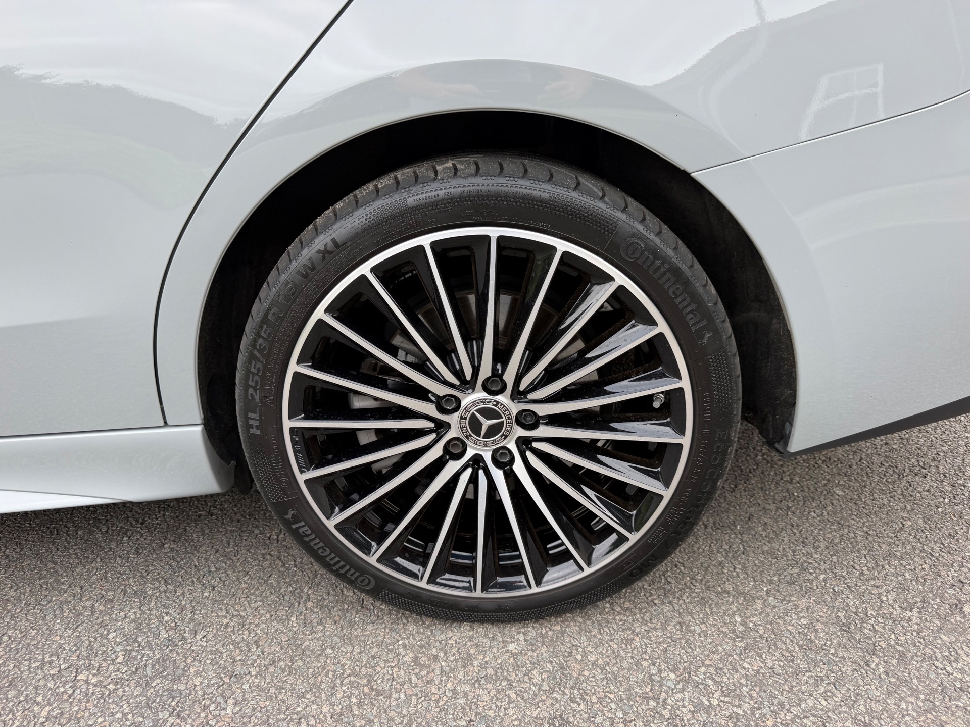 Foto van Mercedes-Benz C 300 E