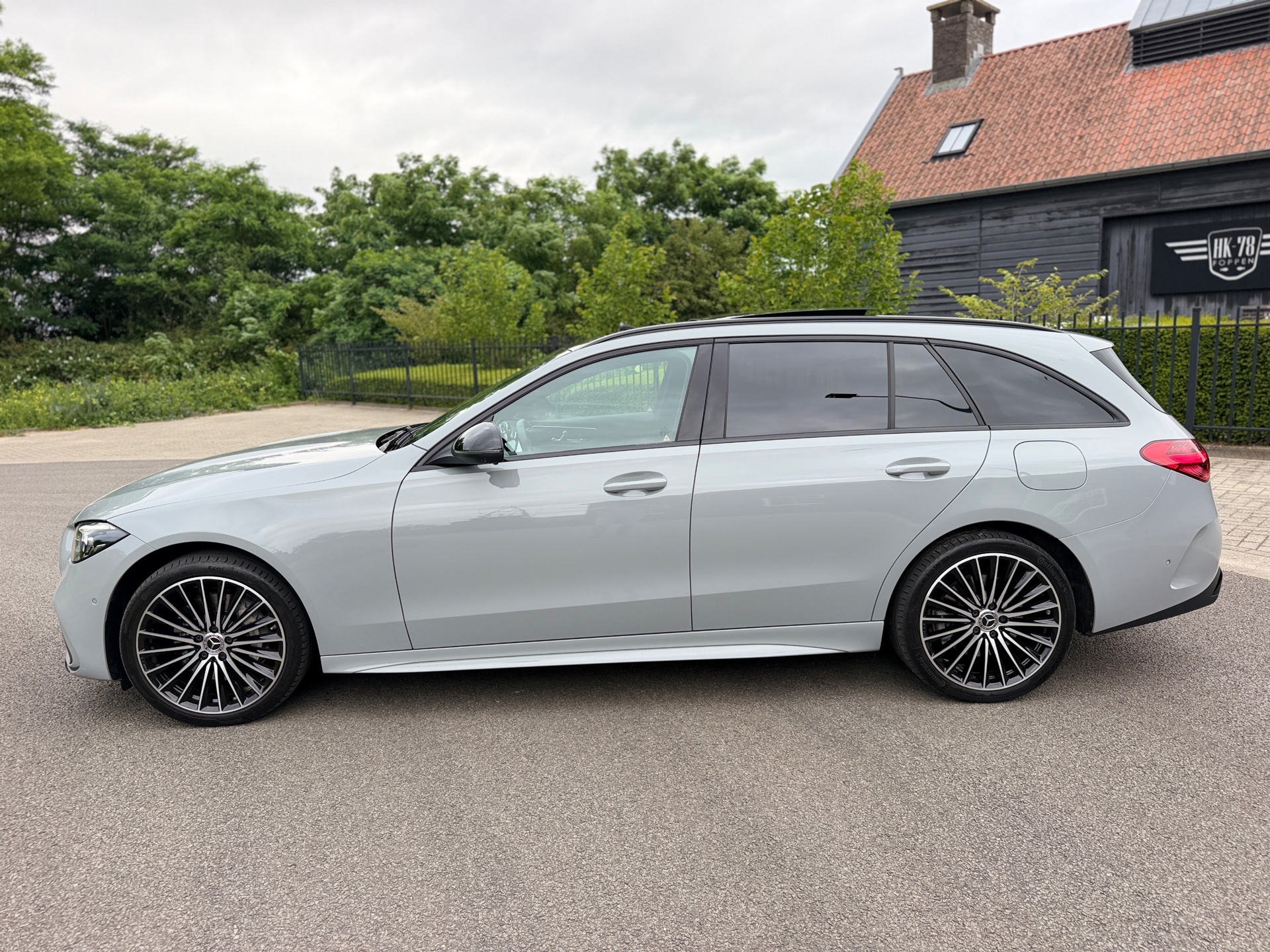 Foto van Mercedes-Benz C 300 E