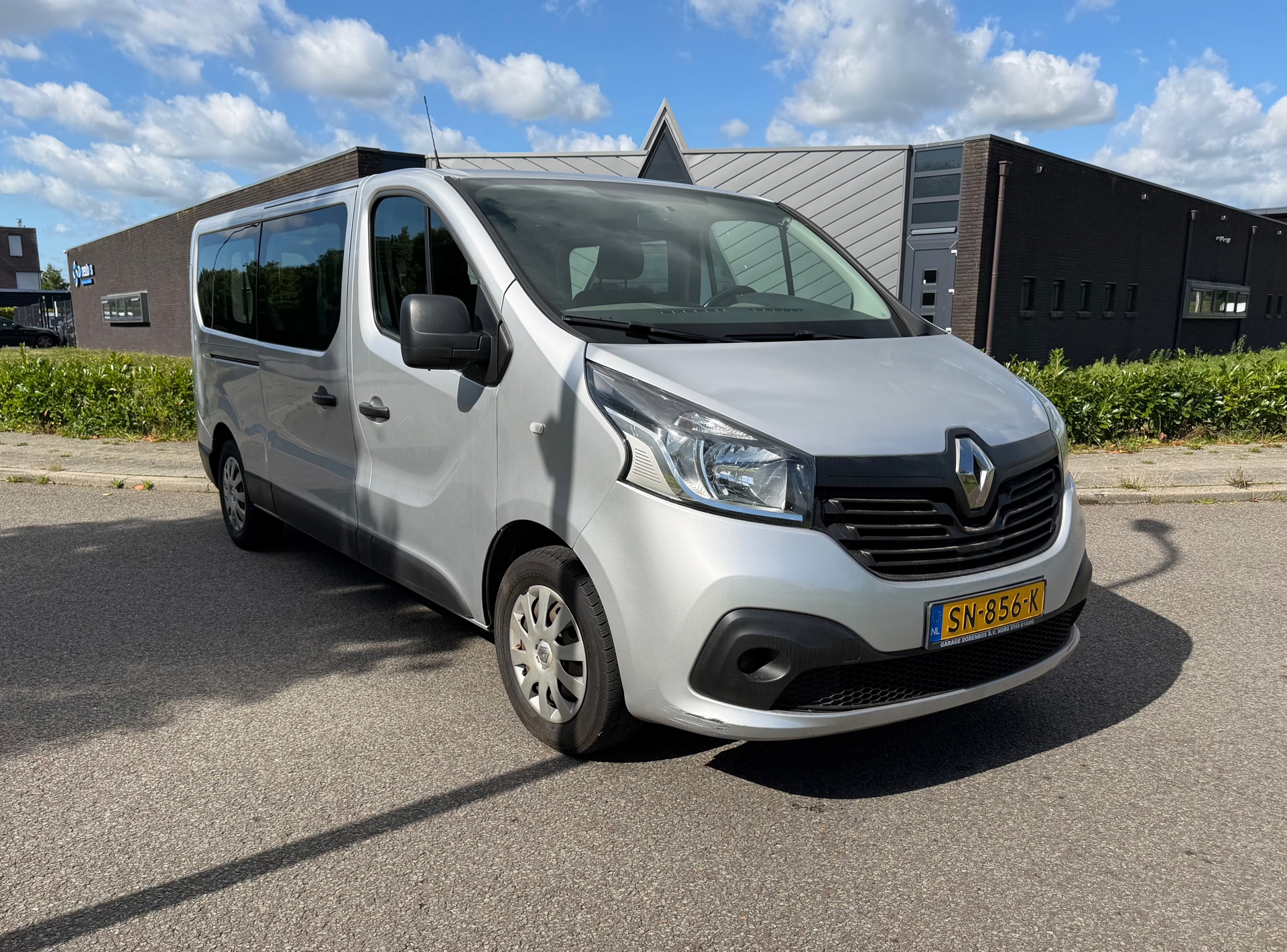 Renault Trafic 1.6 dCi Grand Authentique Energy 2018 - voorkant