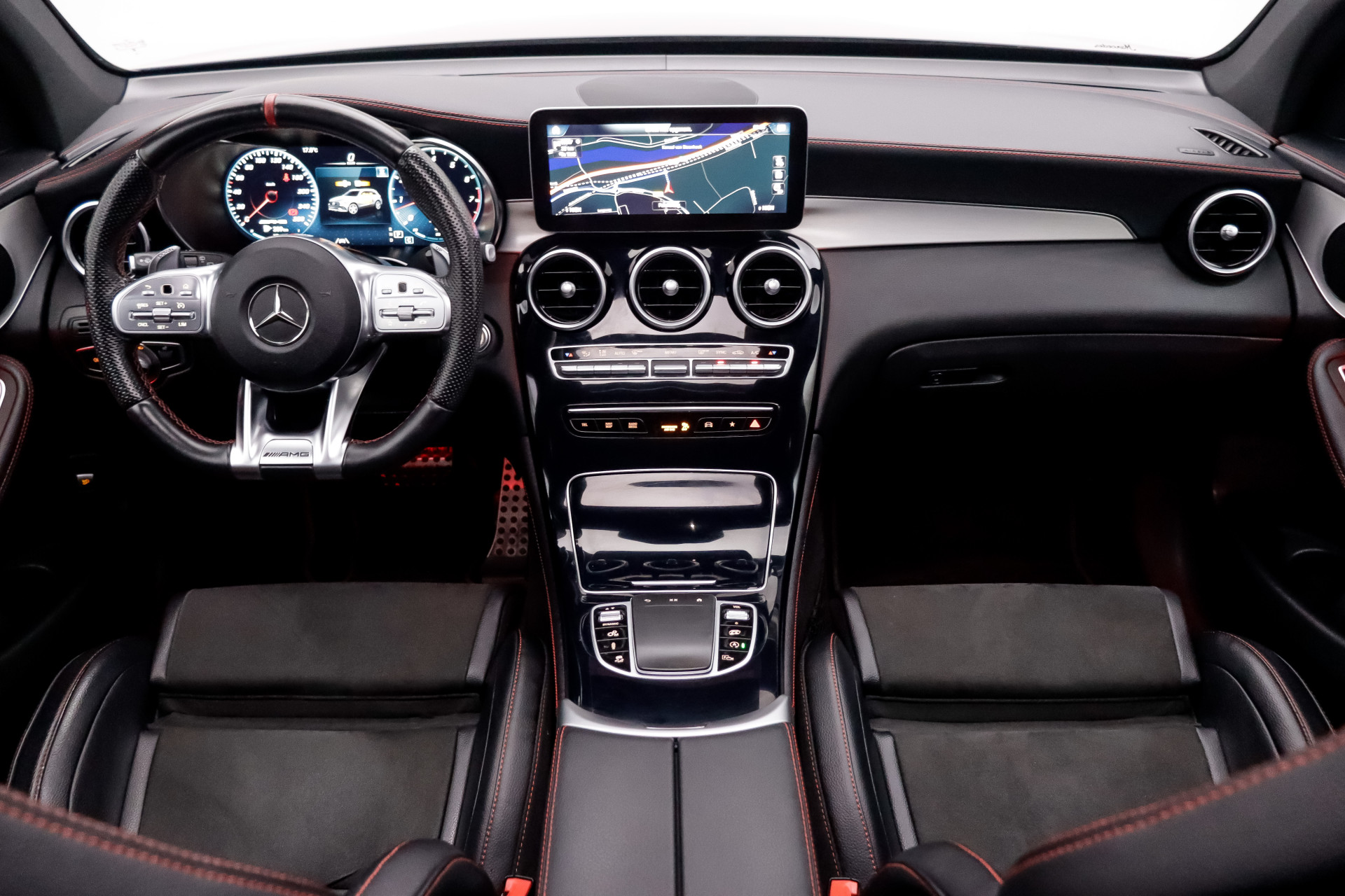 Foto van Mercedes-Benz AMG GLC 43 4Matic