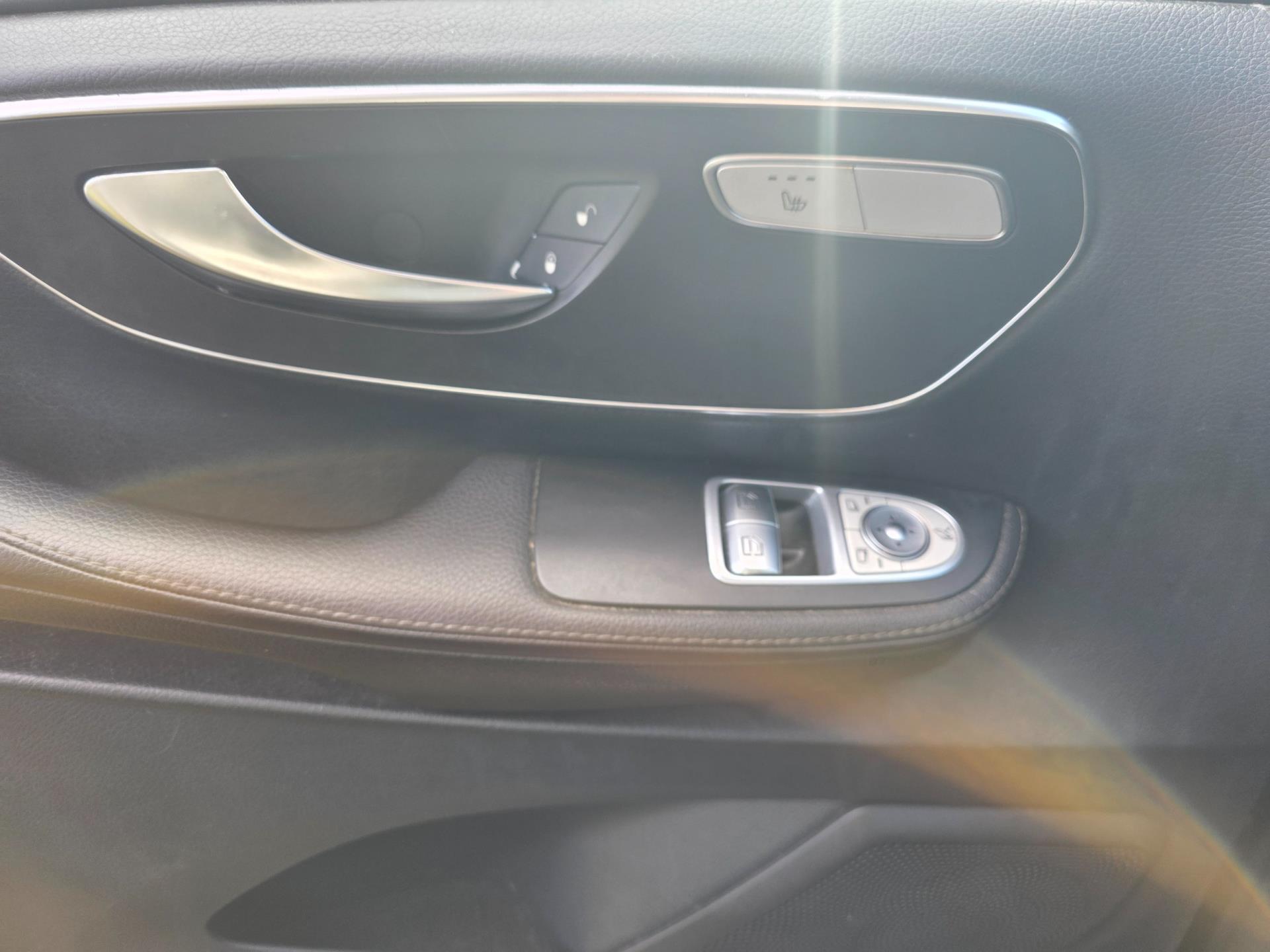 Foto van Mercedes-Benz V-klasse