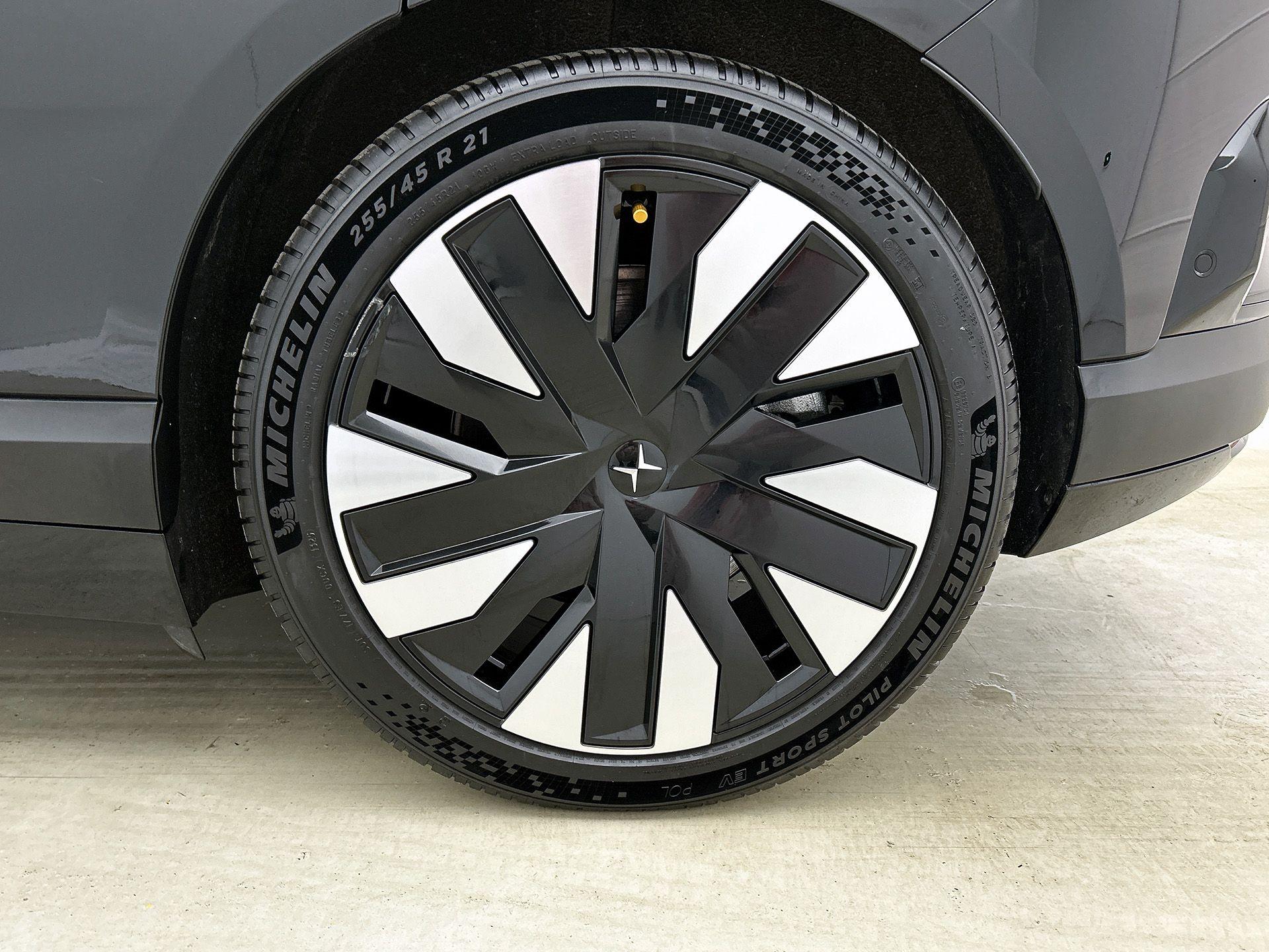 Foto van Polestar Polestar 4