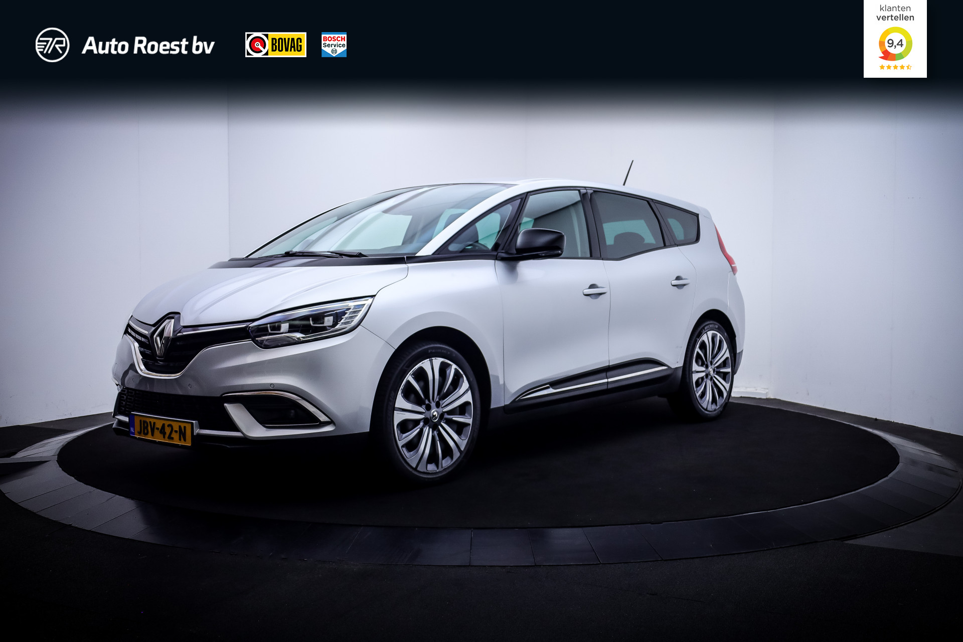 Renault Scenic 1.3T 140Pk Aut. 7Pers EVOLUTION 2022 - voorkant