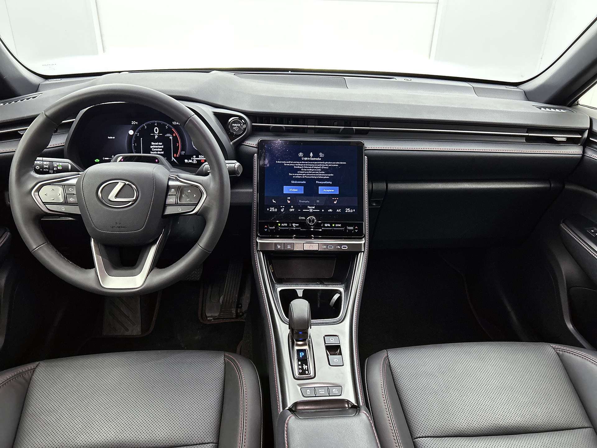Foto van Lexus Lexus LBX