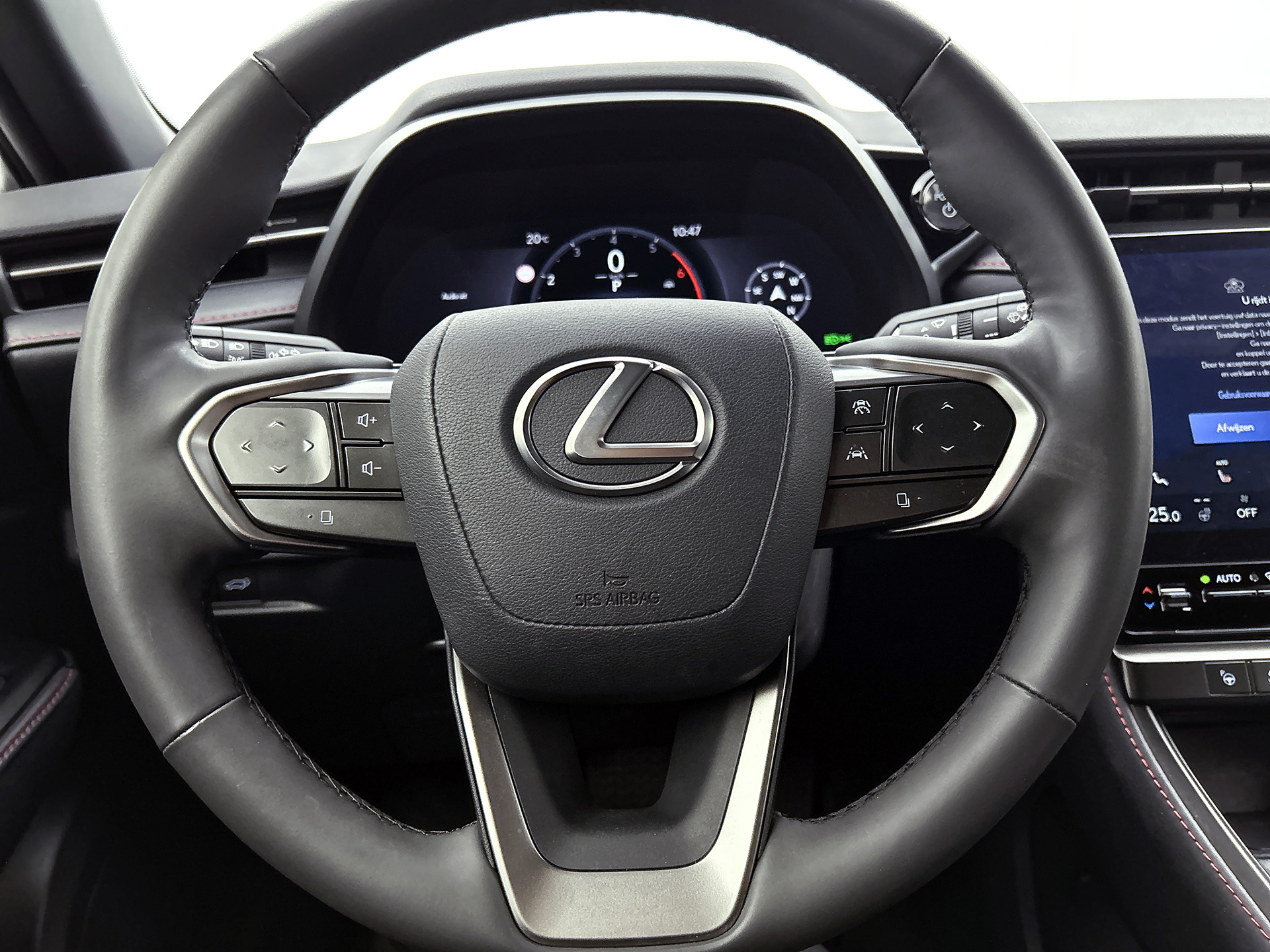 Foto van Lexus Lexus LBX