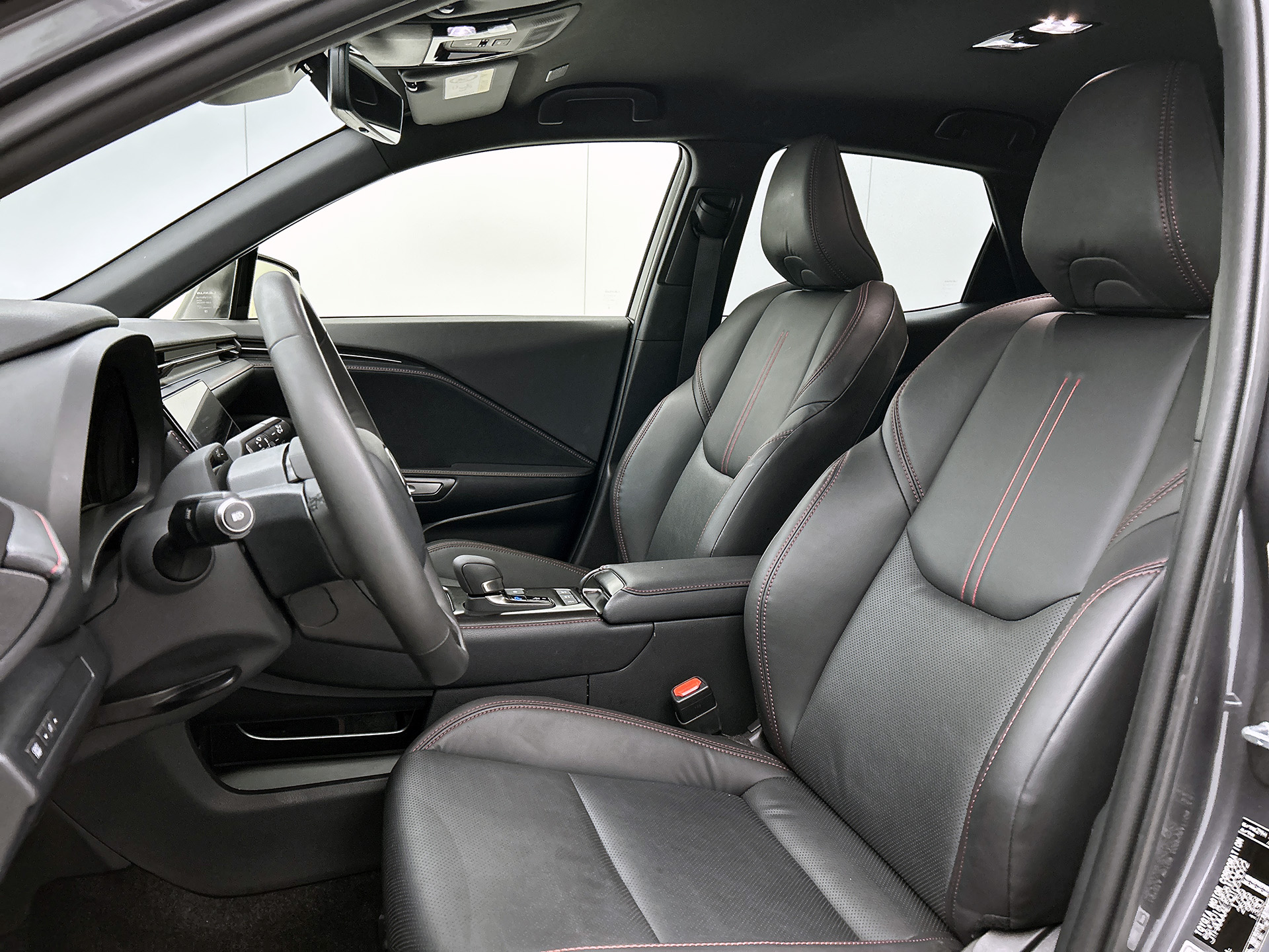 Foto van Lexus Lexus LBX