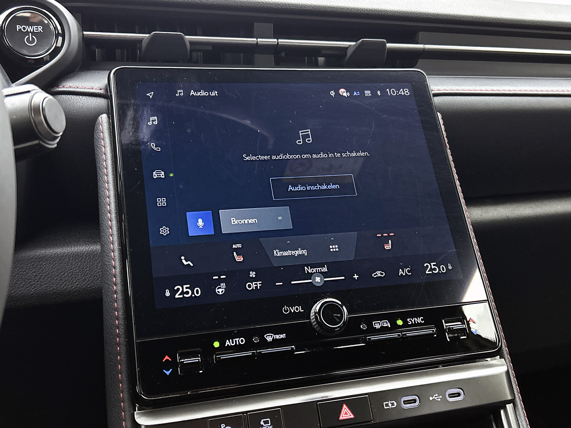 Foto van Lexus Lexus LBX