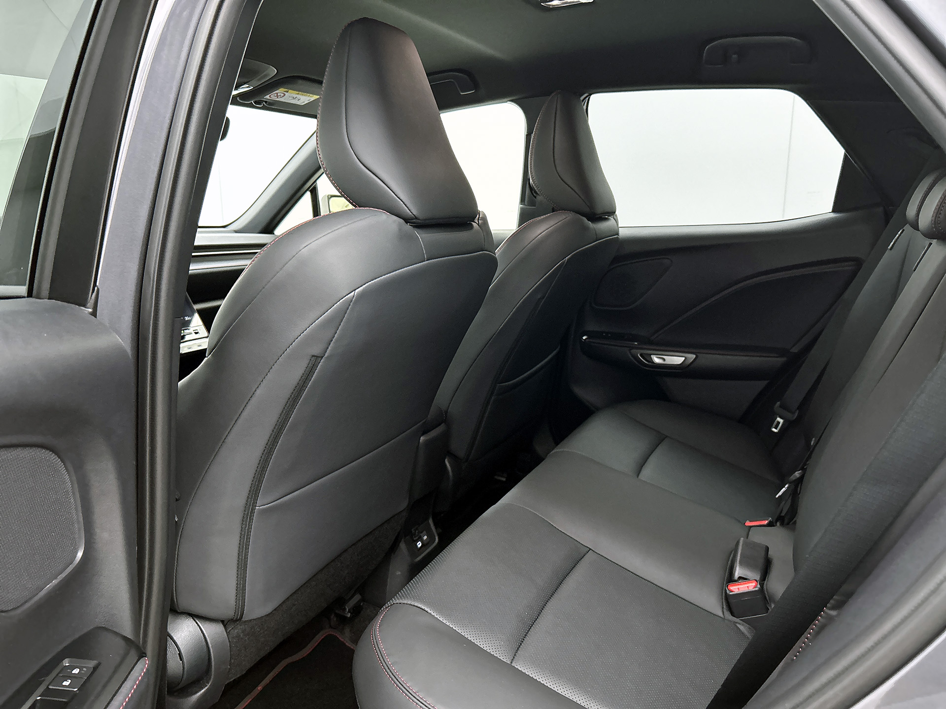 Foto van Lexus Lexus LBX