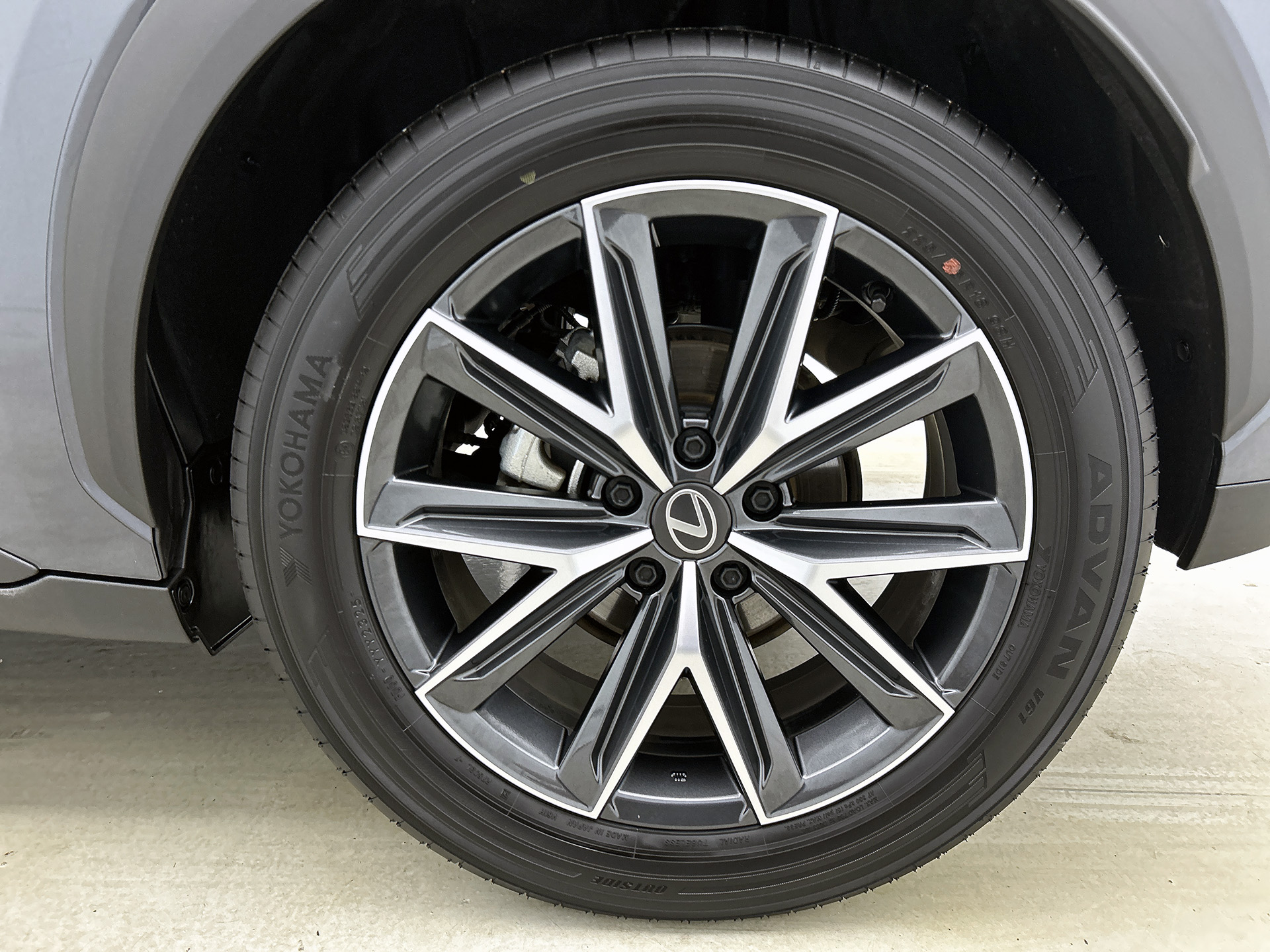 Foto van Lexus Lexus LBX