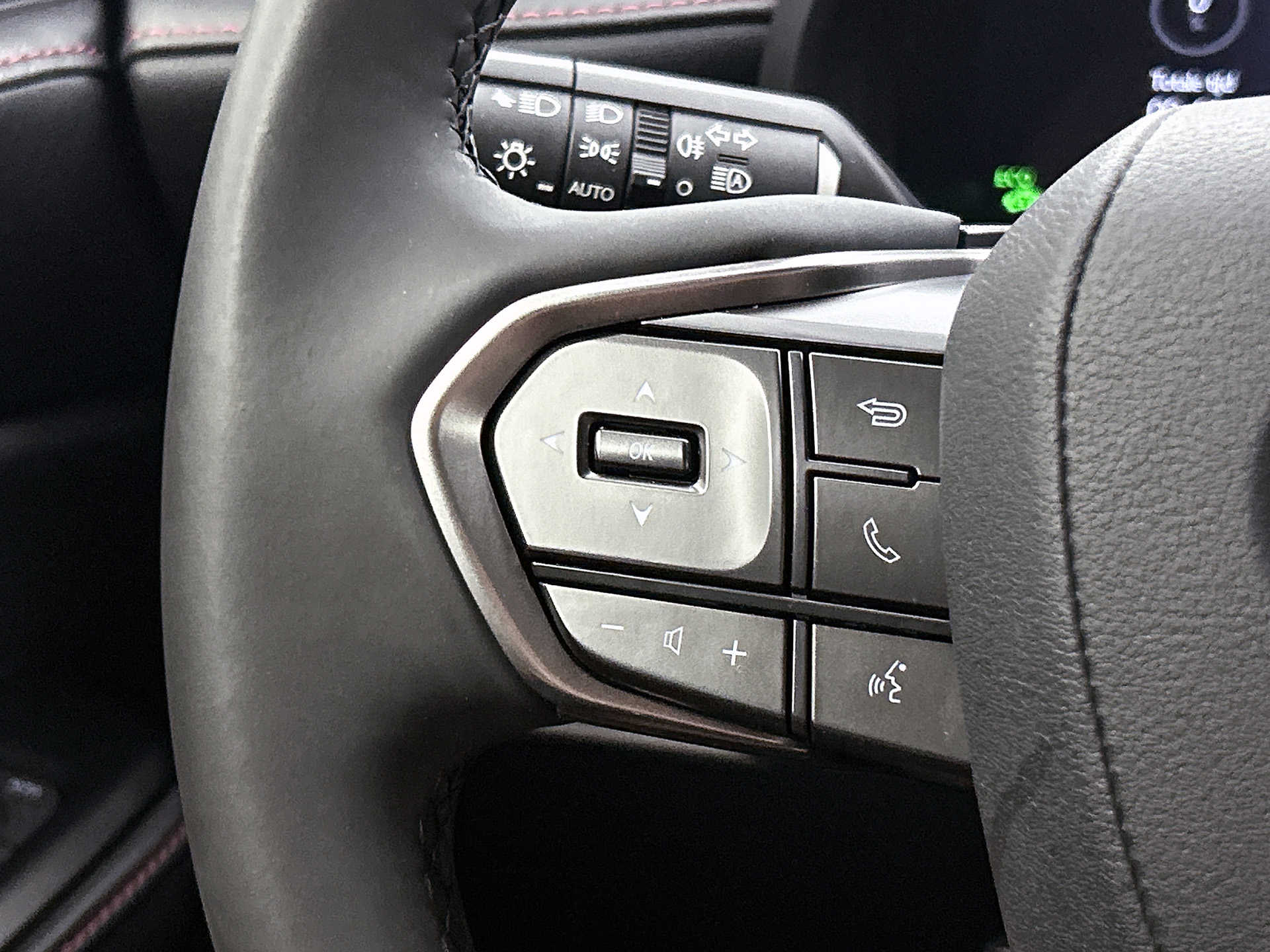 Foto van Lexus Lexus LBX