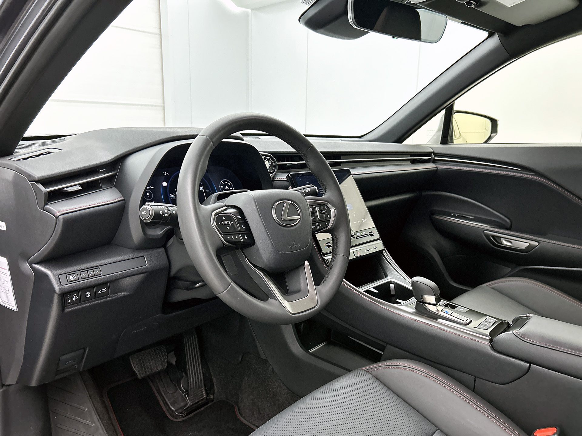 Foto van Lexus Lexus LBX