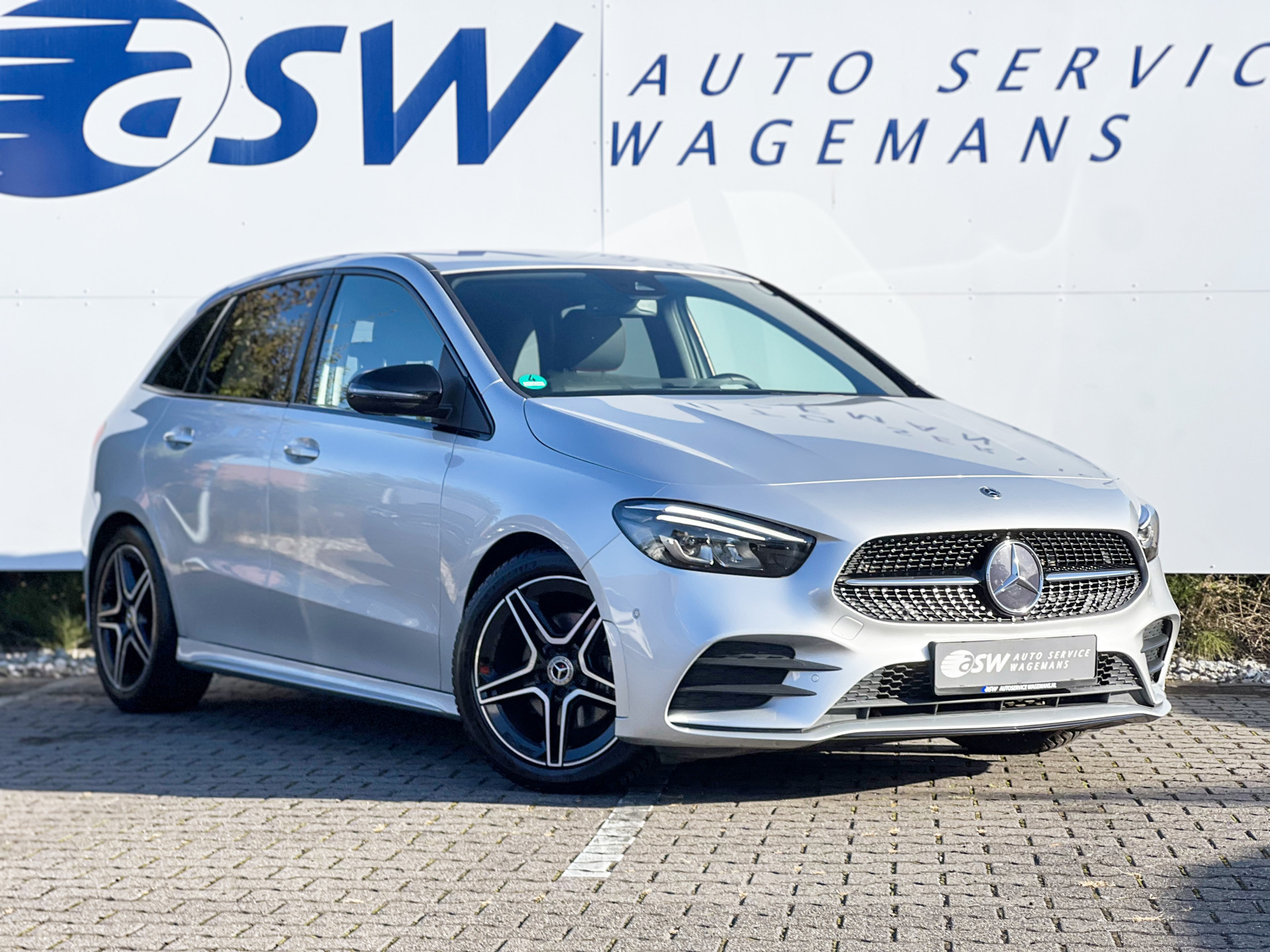 Foto van Mercedes-Benz B 200