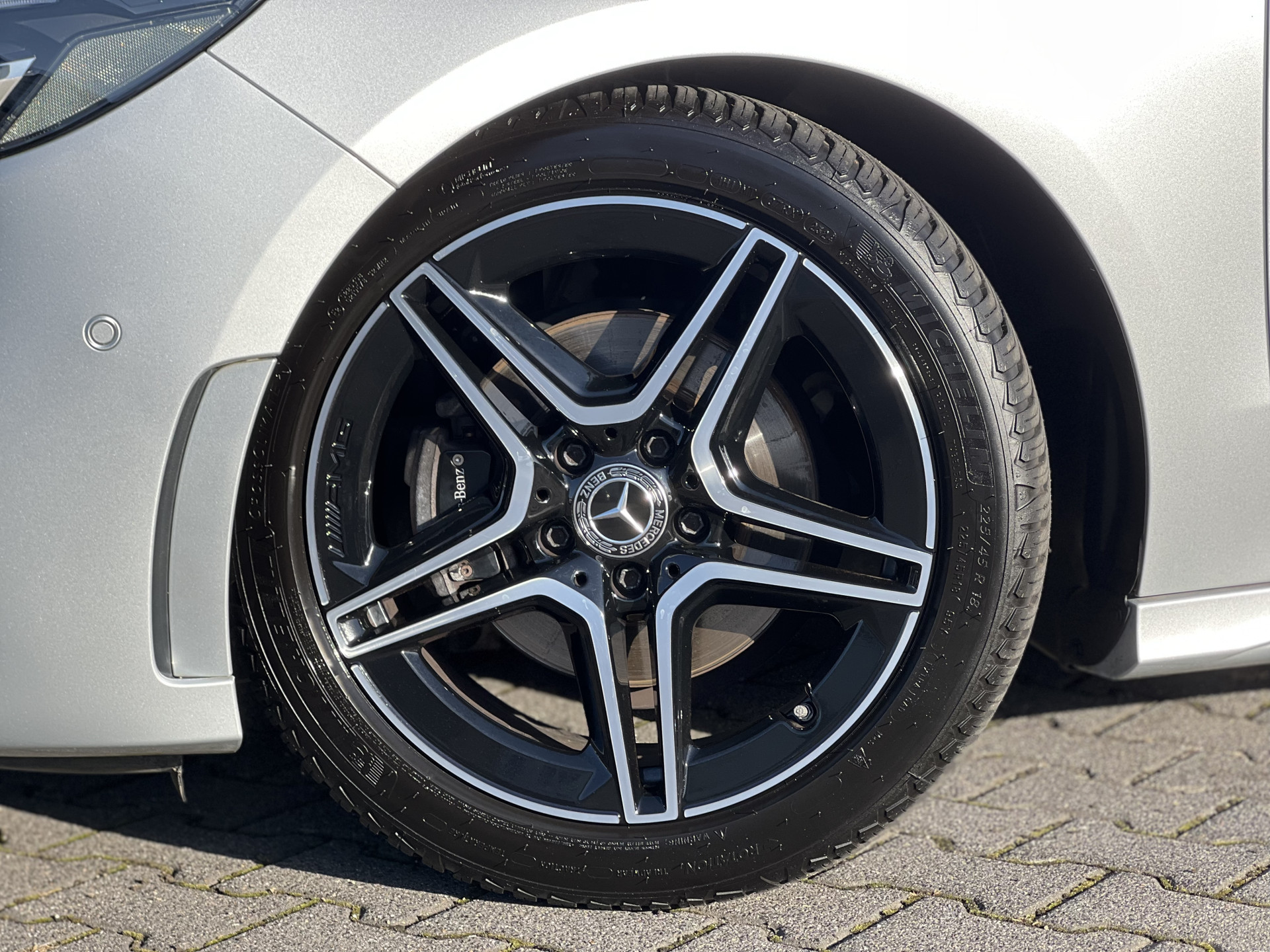 Foto van Mercedes-Benz B 200