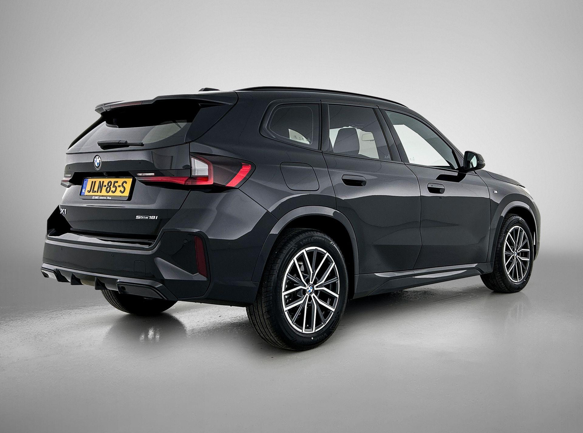 Foto van BMW X1 Sdrive18i