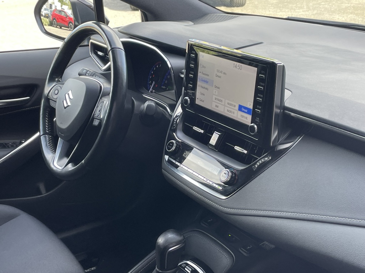 Foto van Suzuki Suzuki Swace