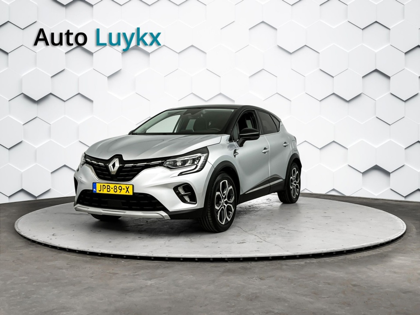 Renault Captur (e-tech Plug-in Hybrid) 1.6 E-Tech PHEV 160 Intens | Groot Scherm + Navigatie | Parkeercamera | Cruise Control 2022 - voorkant
