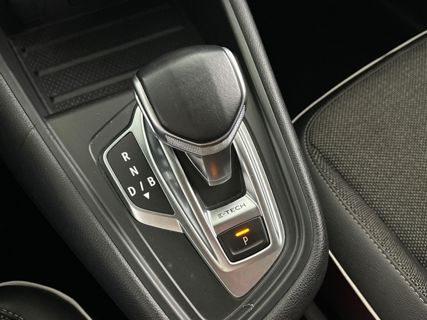 Foto van Renault Captur (e-tech Plug-in Hybrid)
