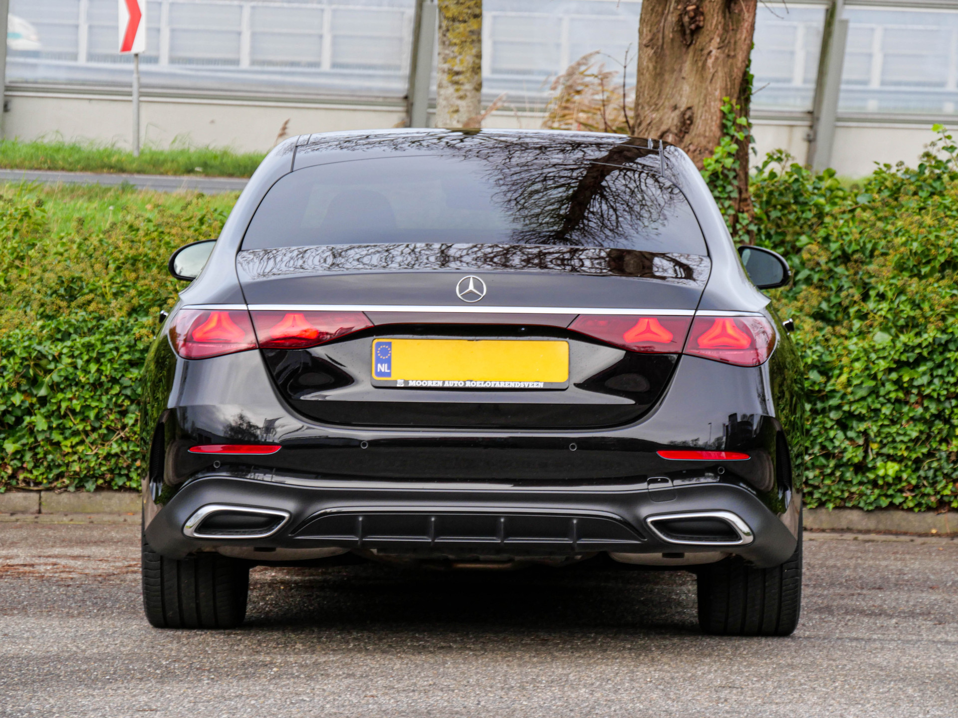 Foto van Mercedes-Benz E 300 E