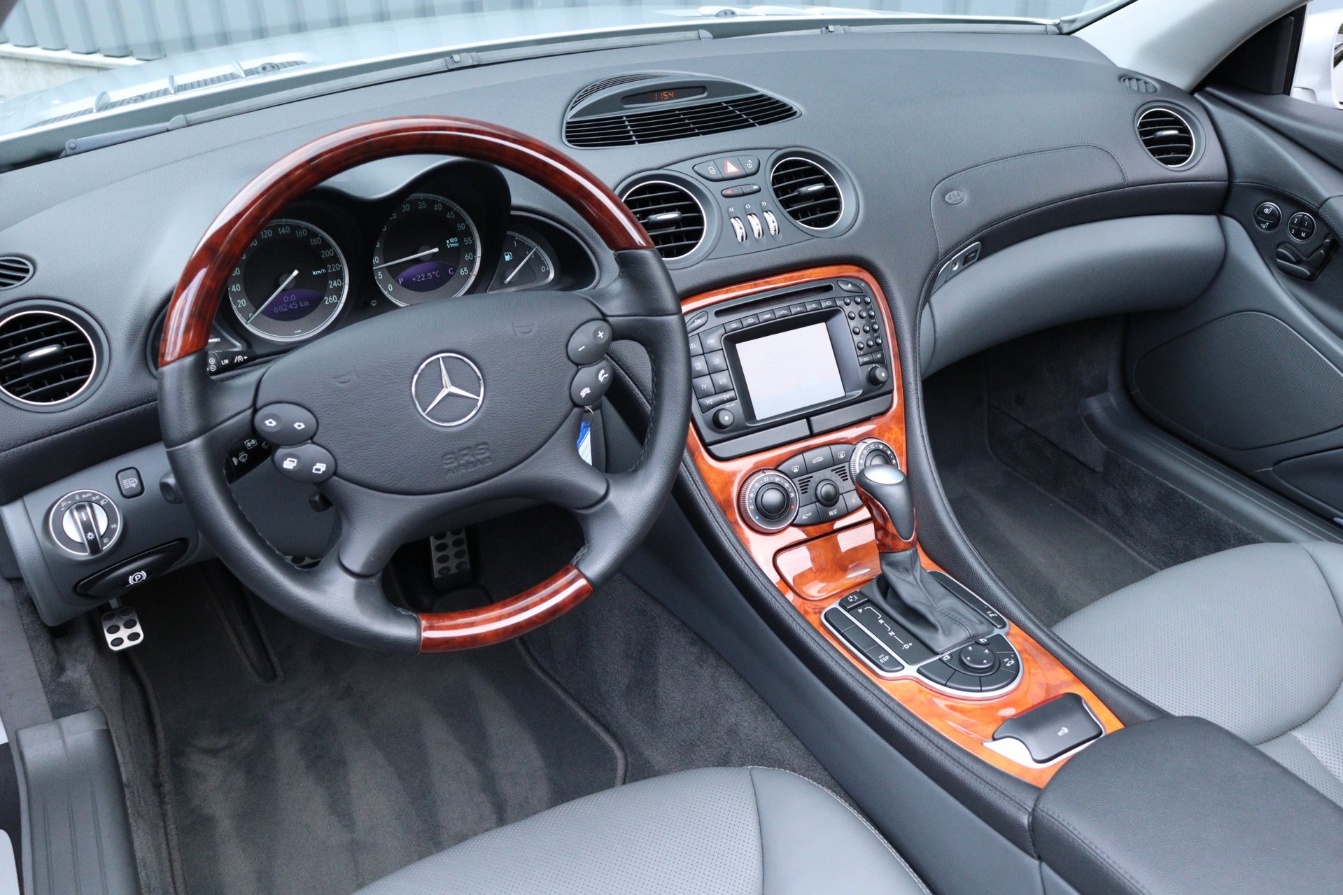Foto van Mercedes-Benz SL 350