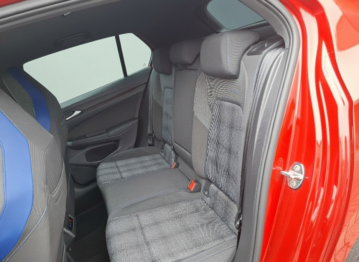 Foto van Volkswagen Golf GTE