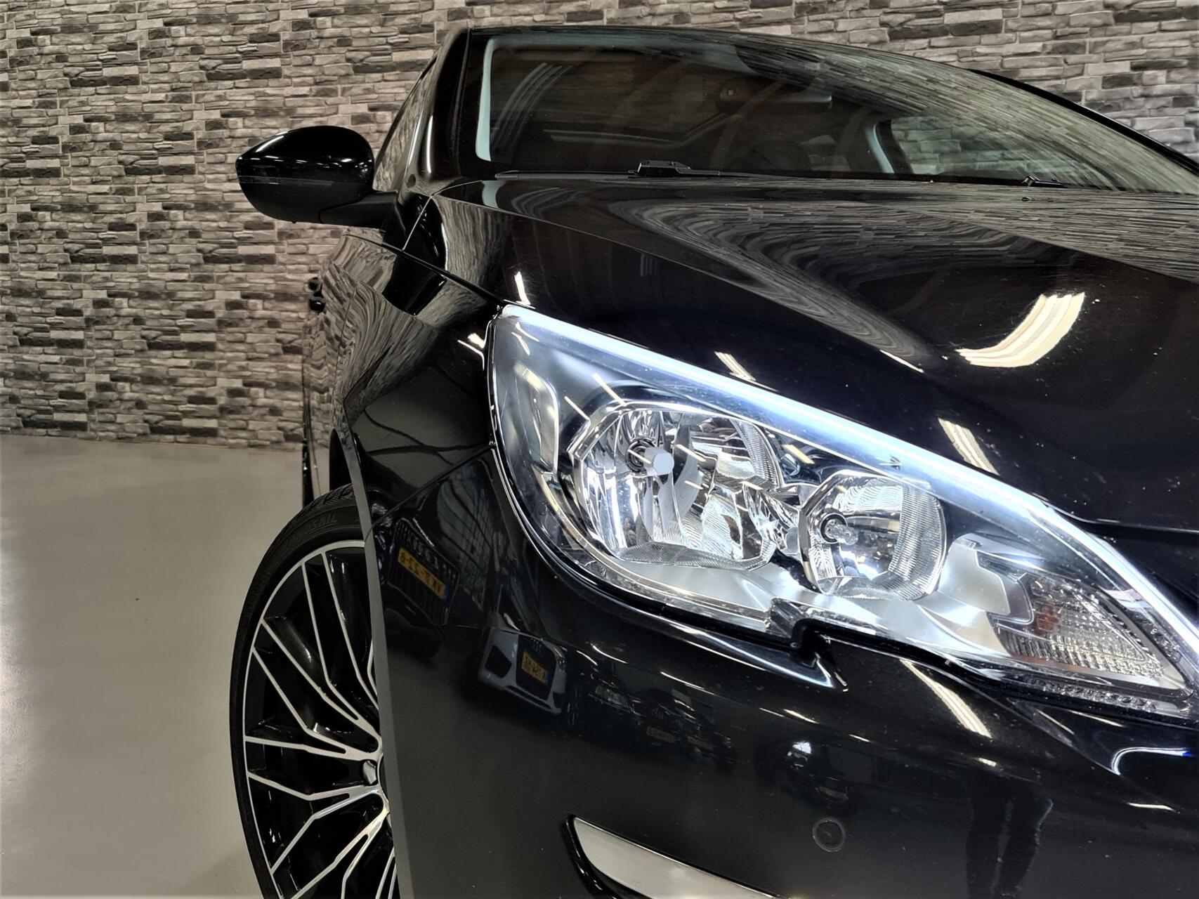 Foto van Peugeot 308 SW