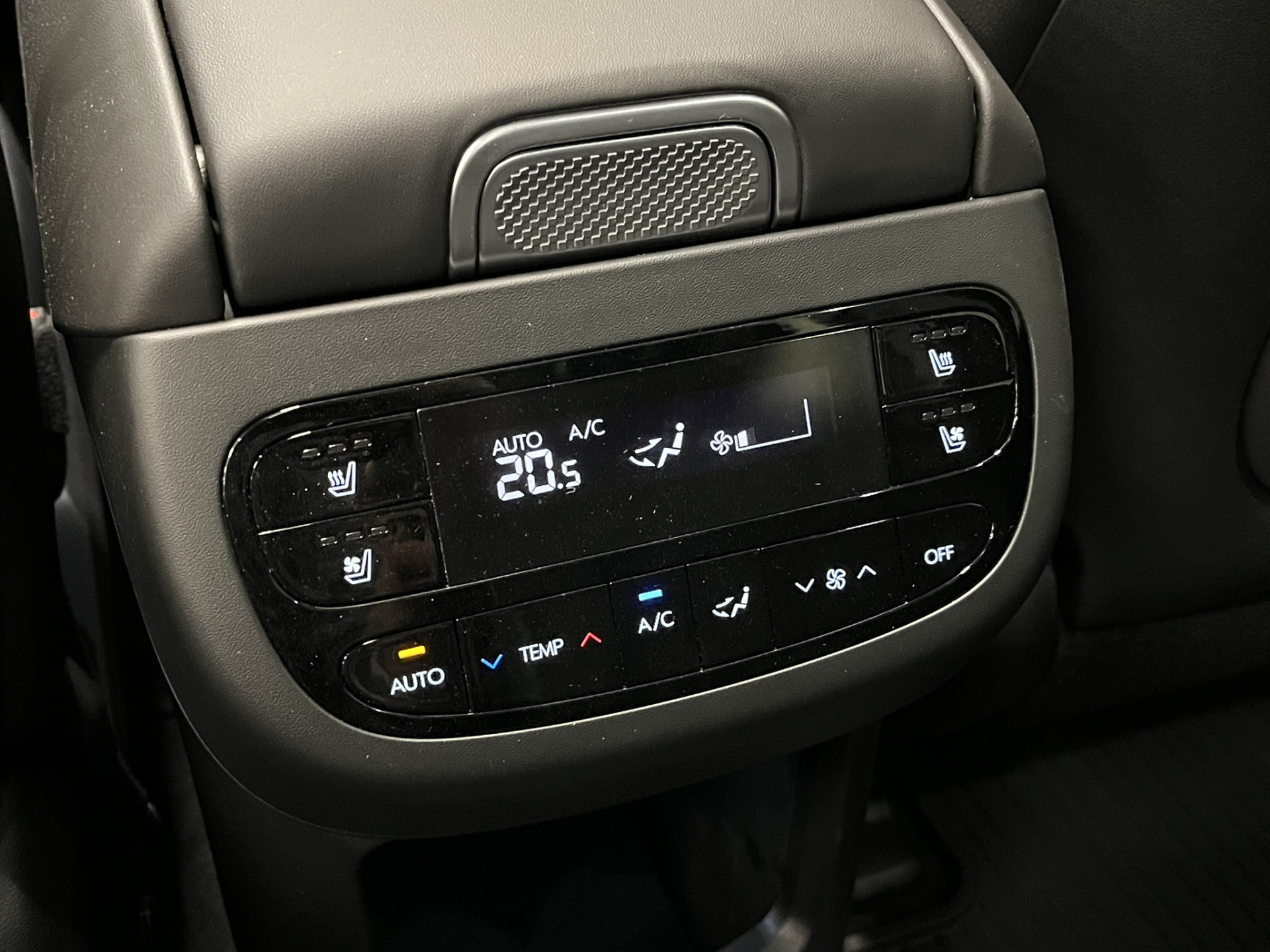 Foto van Hyundai Ioniq 9