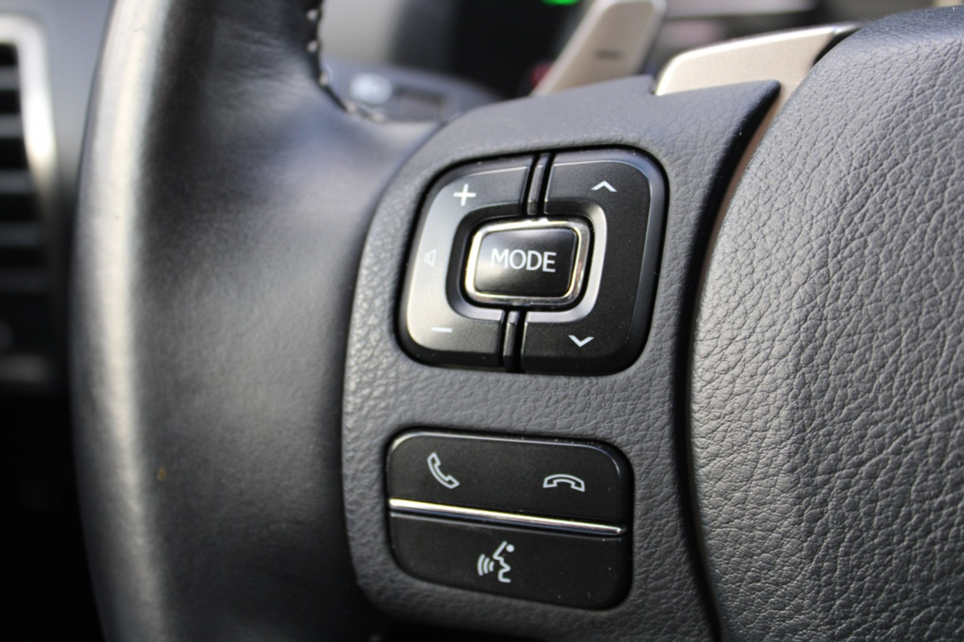 Foto van Lexus Lexus Nx300h