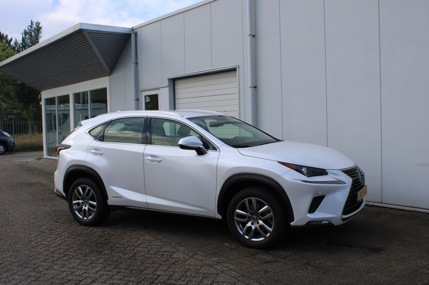 Foto van Lexus Lexus Nx300h
