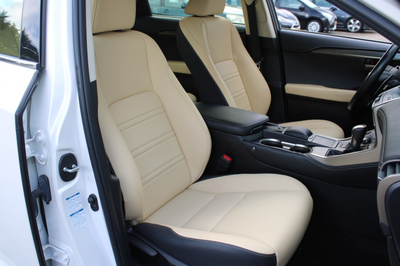 Foto van Lexus Lexus Nx300h