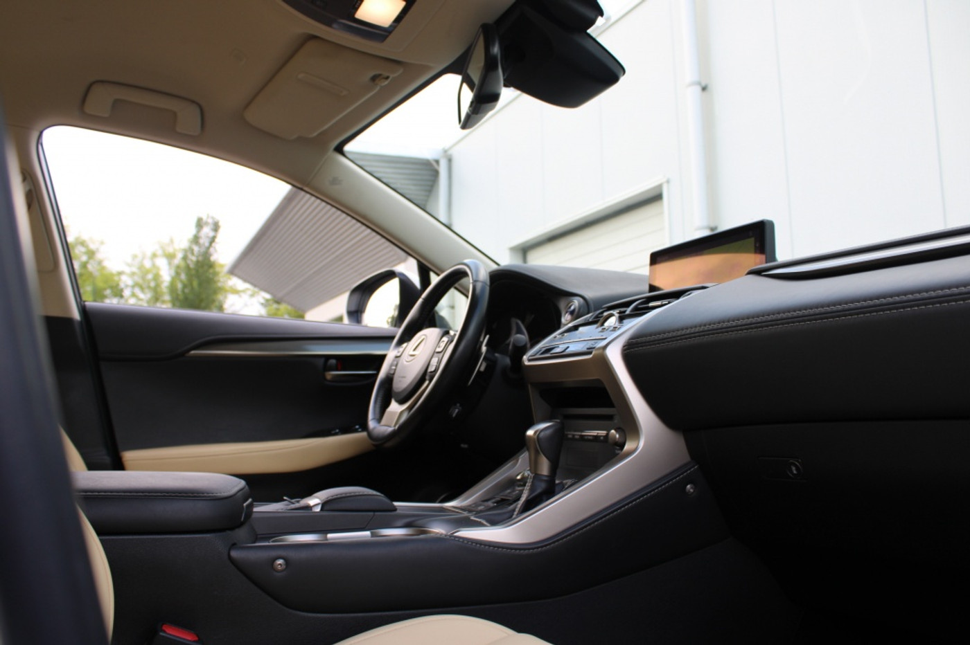 Foto van Lexus Lexus Nx300h
